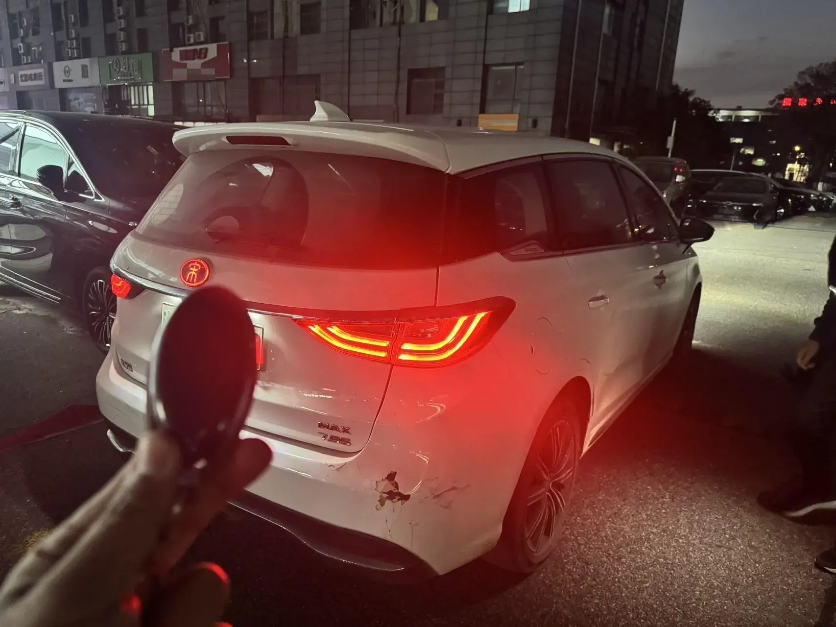 2019 BYD SONG thumbnail 2