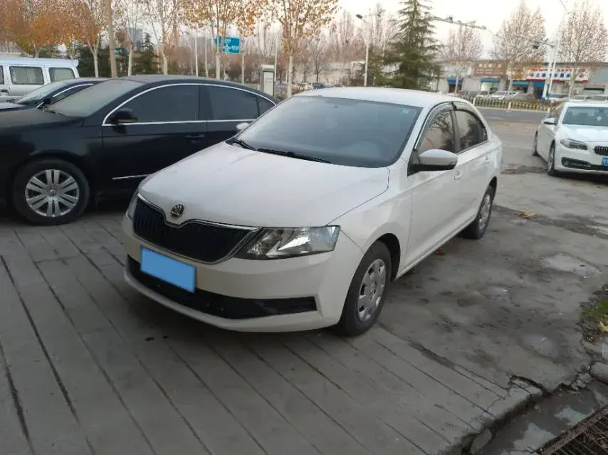 2019 Skoda Rapid 1.5L 110HP L4 5MT