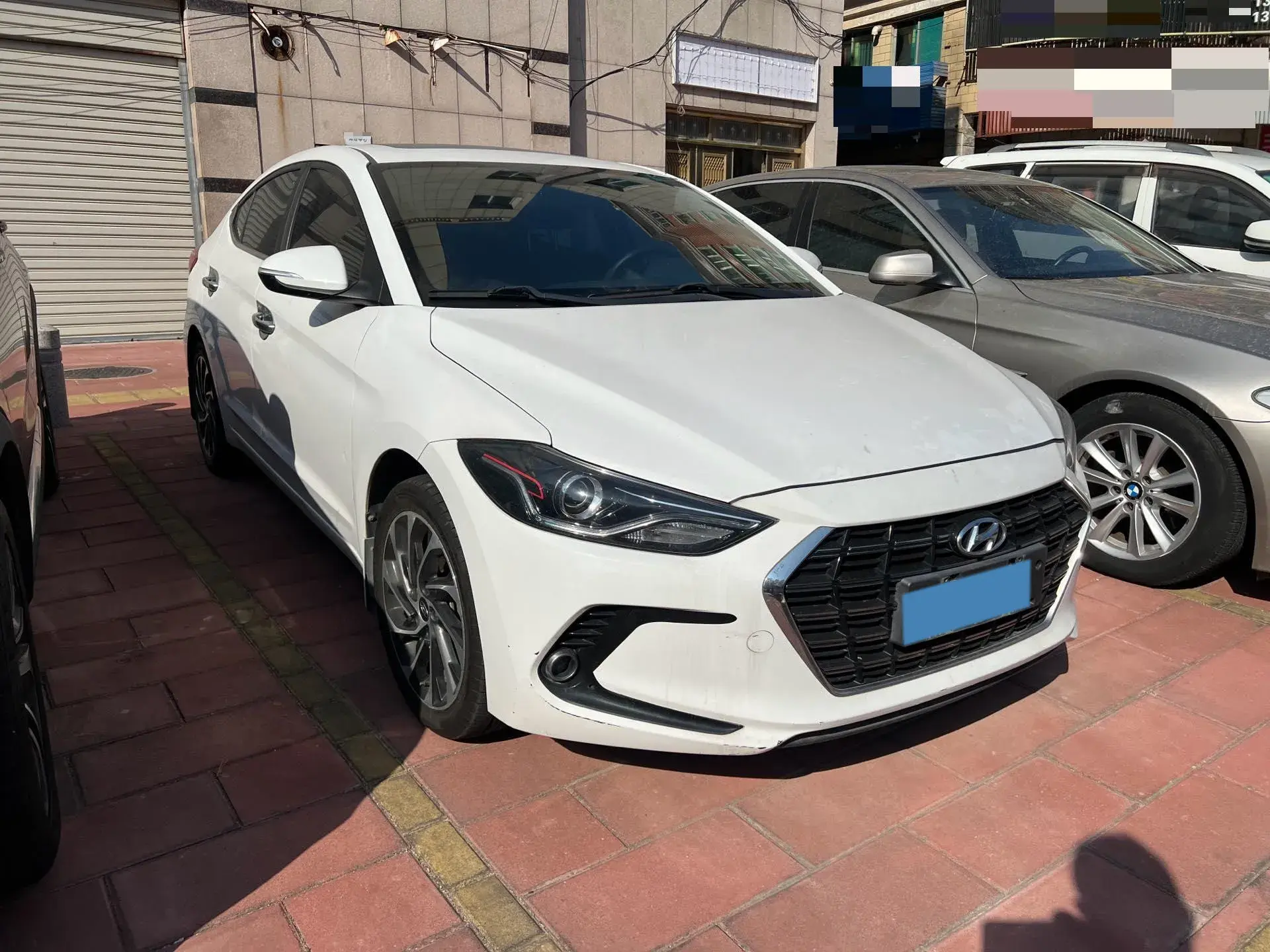 2019 HYUNDAI ELANTRA thumbnail 2