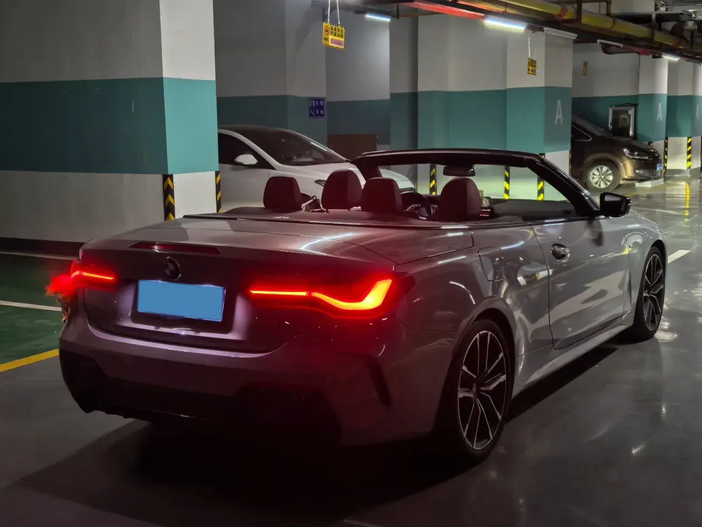 2022 BMW 4 thumbnail 2