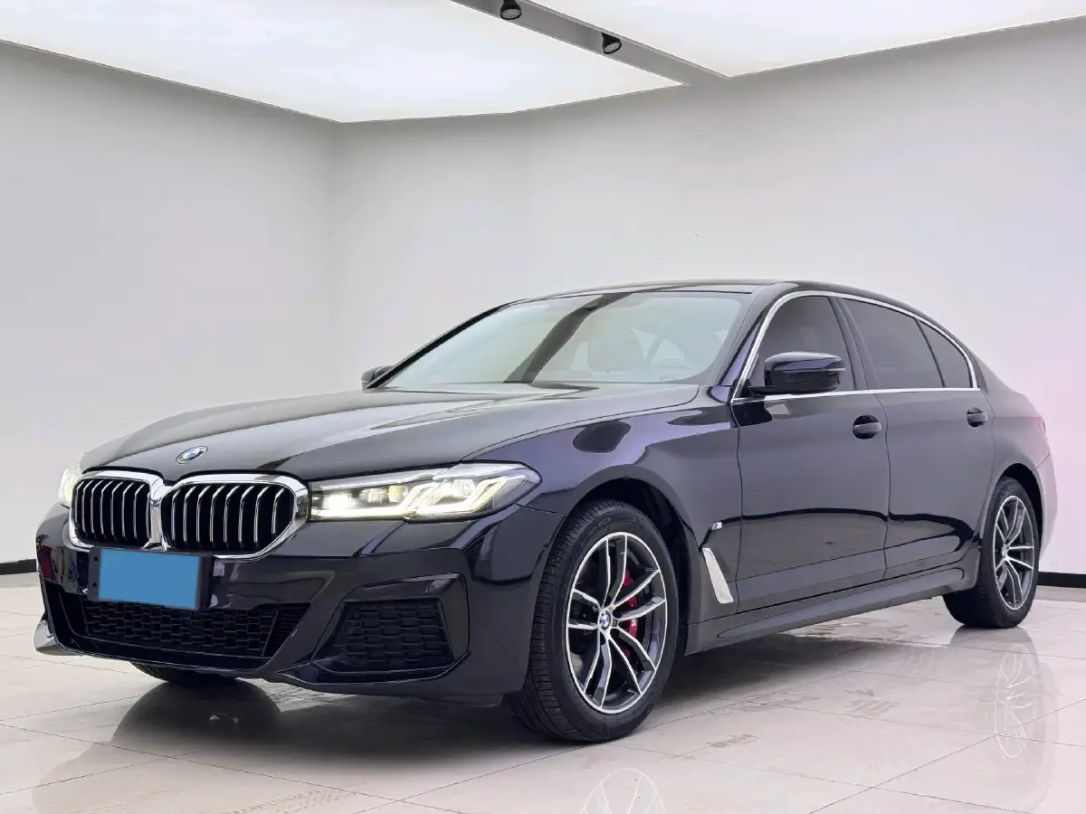 2021 BMW 5 Series 2.0T 184HP L4 8AT