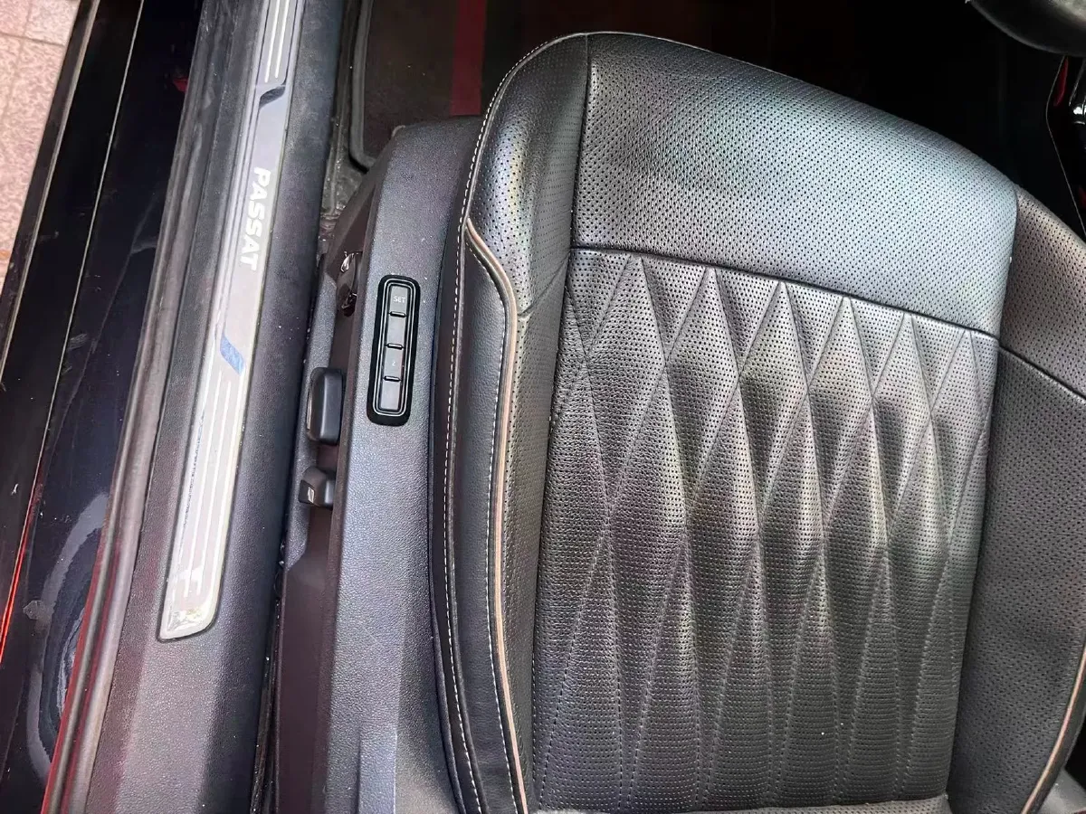 2019 Volvo V40 1.5T 152HP L4 6AT,autocango,china used car exporter,china ev exporter,chinese used car exporter,chinese used ev exporter