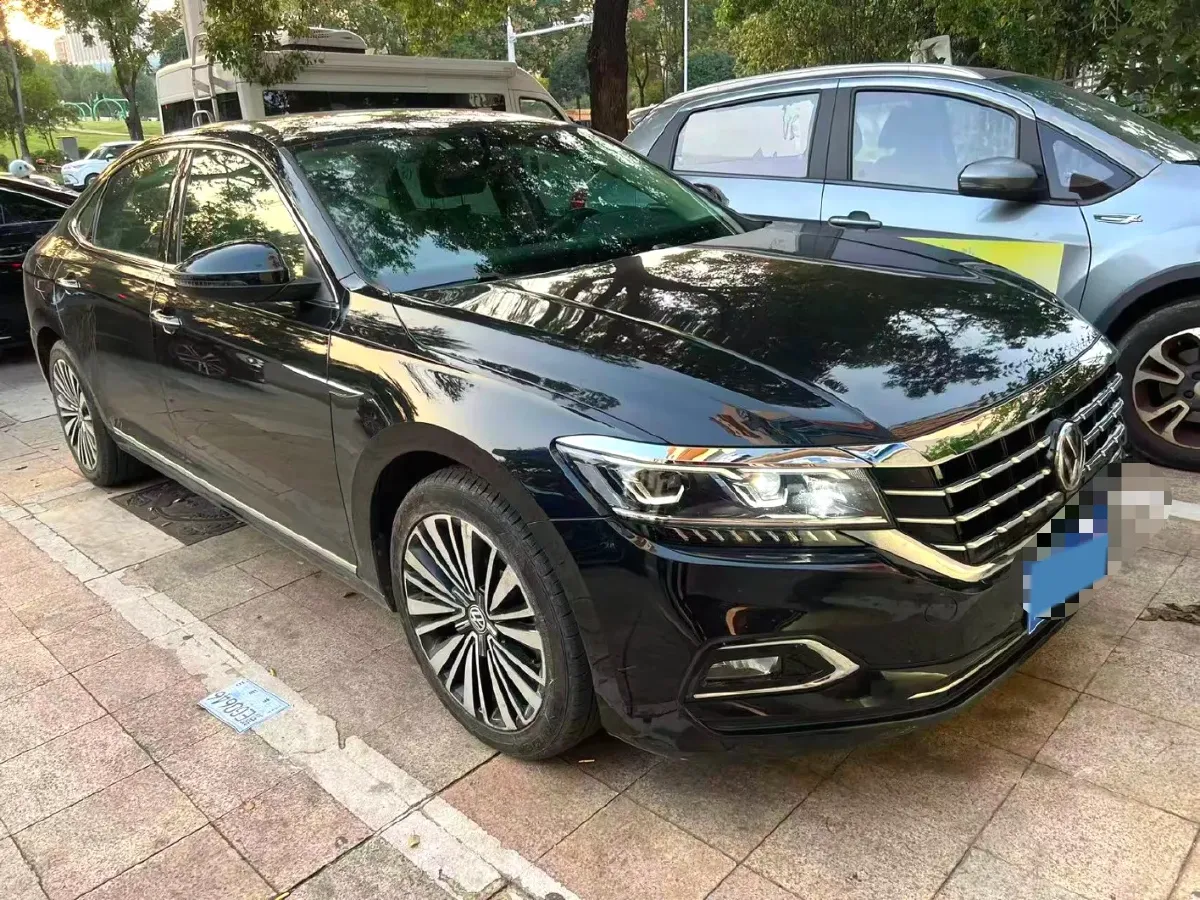 2019 Volvo V40 1.5T 152HP L4 6AT,autocango,china used car exporter,china ev exporter,chinese used car exporter,chinese used ev exporter