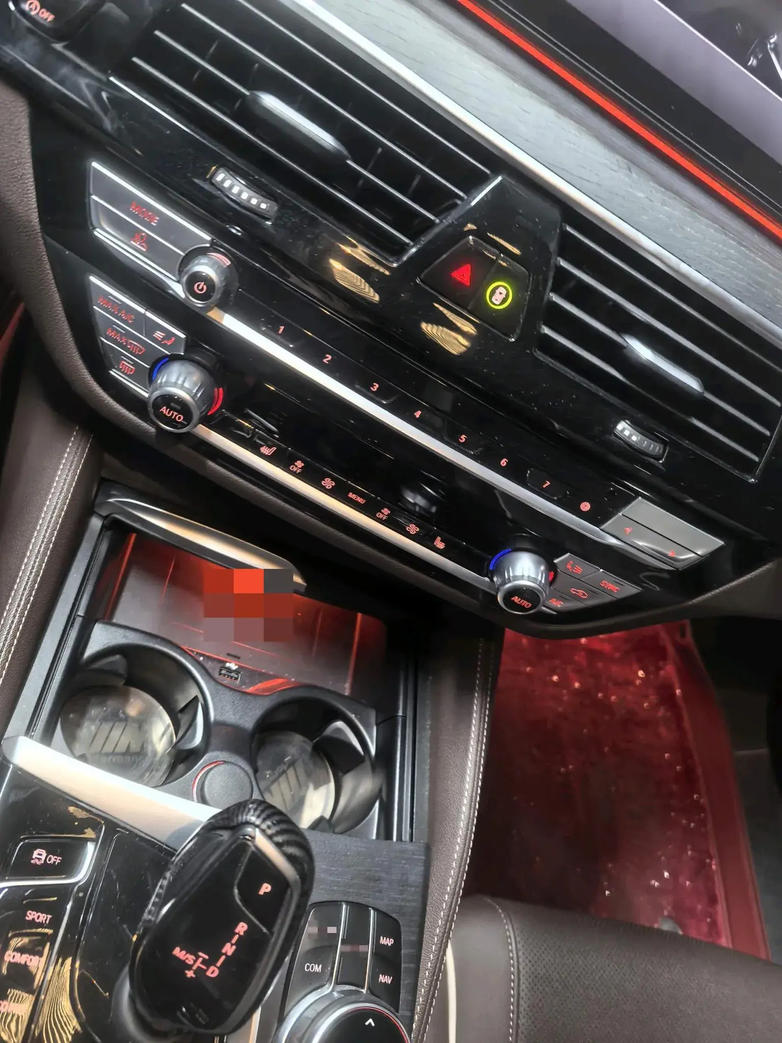 2023 BMW 5 thumbnail 4