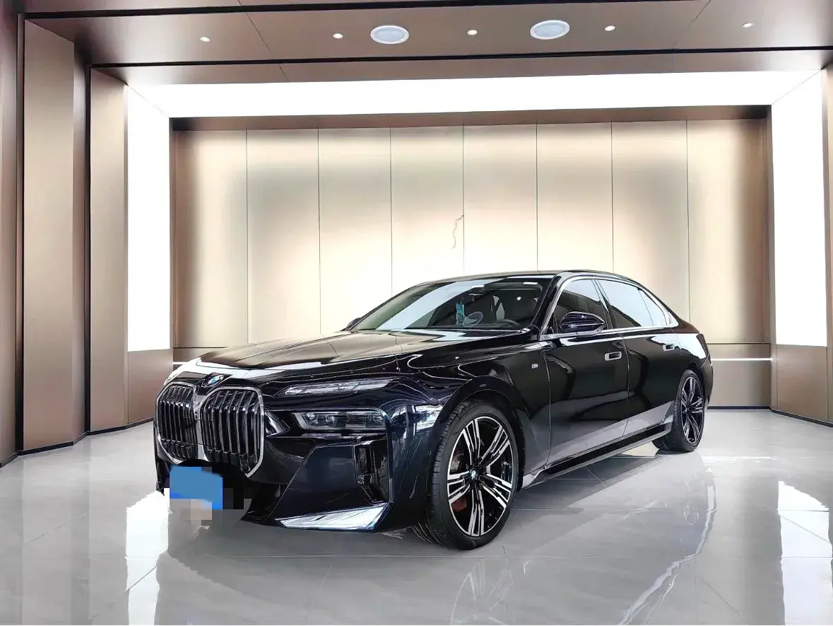 2023 BMW 3.0T 333HP L6 8AT