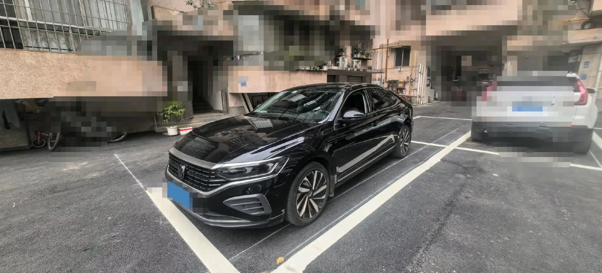 2024 Volkswagen Passat 2.0T 220HP L4 7DCT