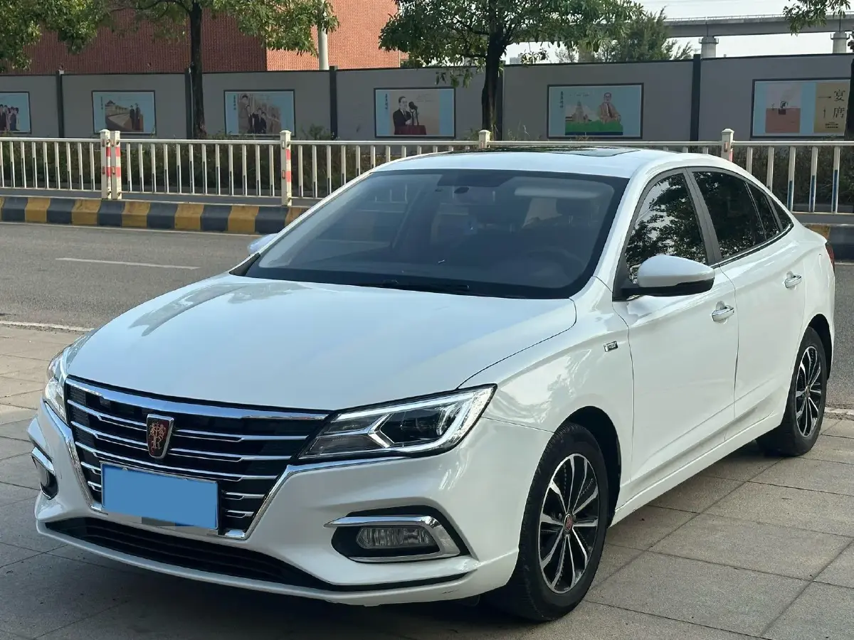 2019 Roewe i5 1.5L 120HP L4 5MT