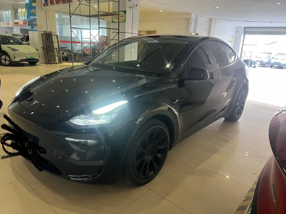 2021 Tesla Model Y BEV 60KWH