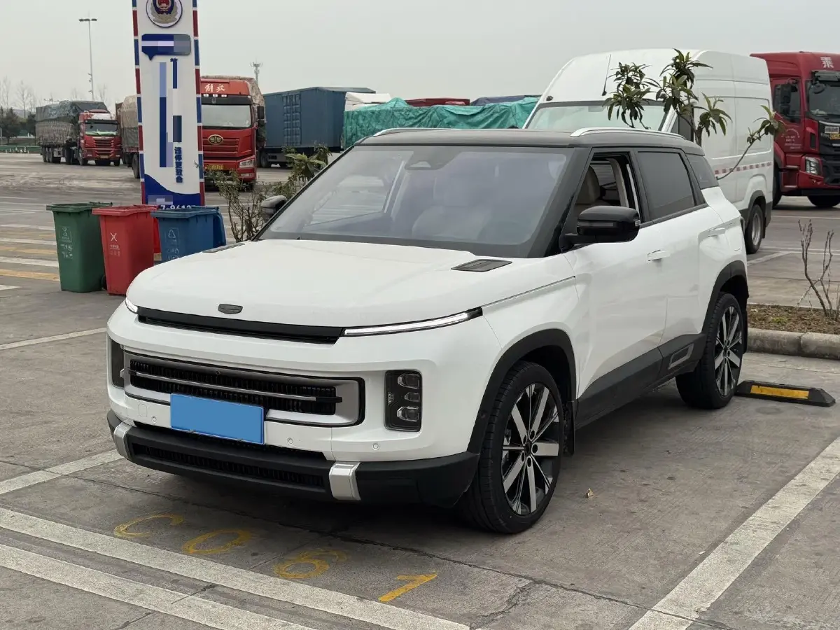 2023 Geely ICON 1.5T 181HP L4 7DCT