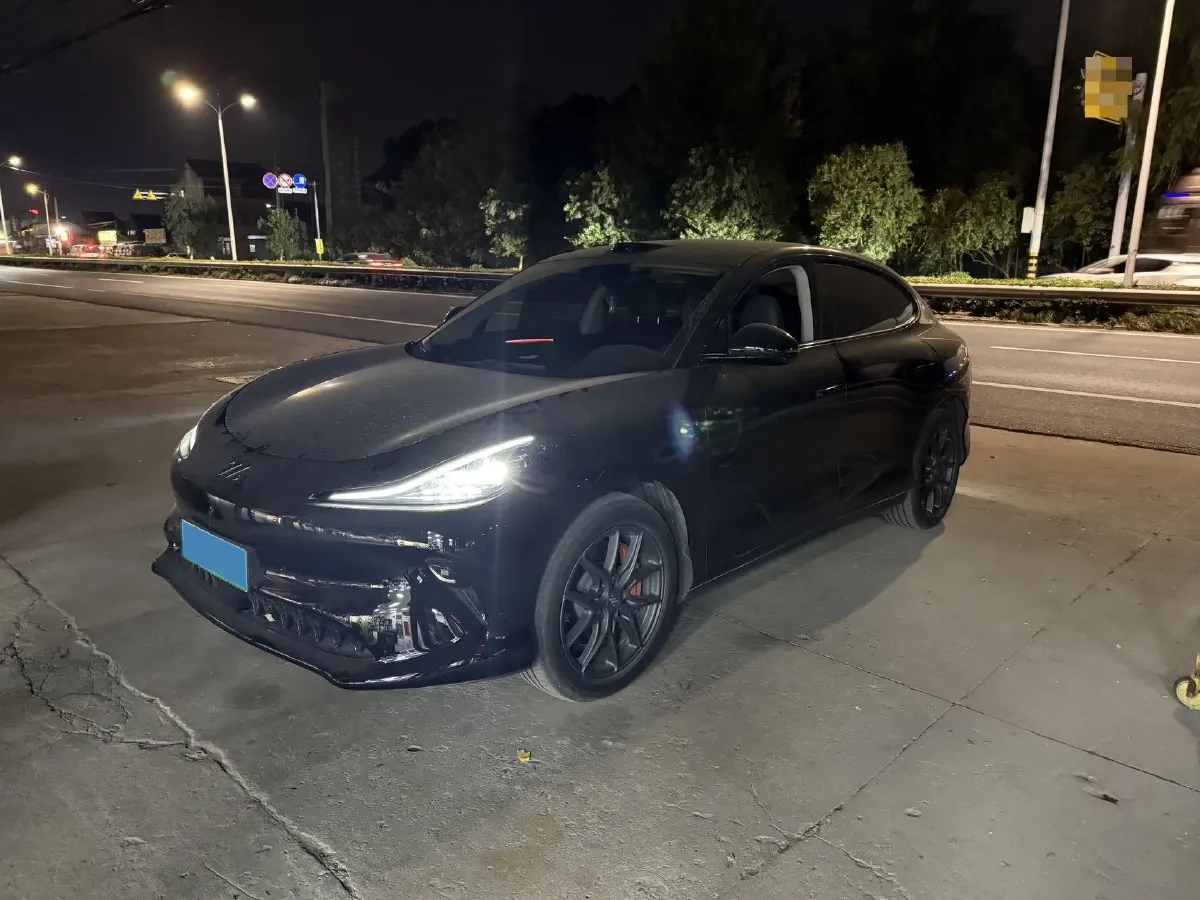 2025 IM LS6 BEV 75KWH,autocango,china used car exporter,china ev exporter,chinese used car exporter,chinese used ev exporter