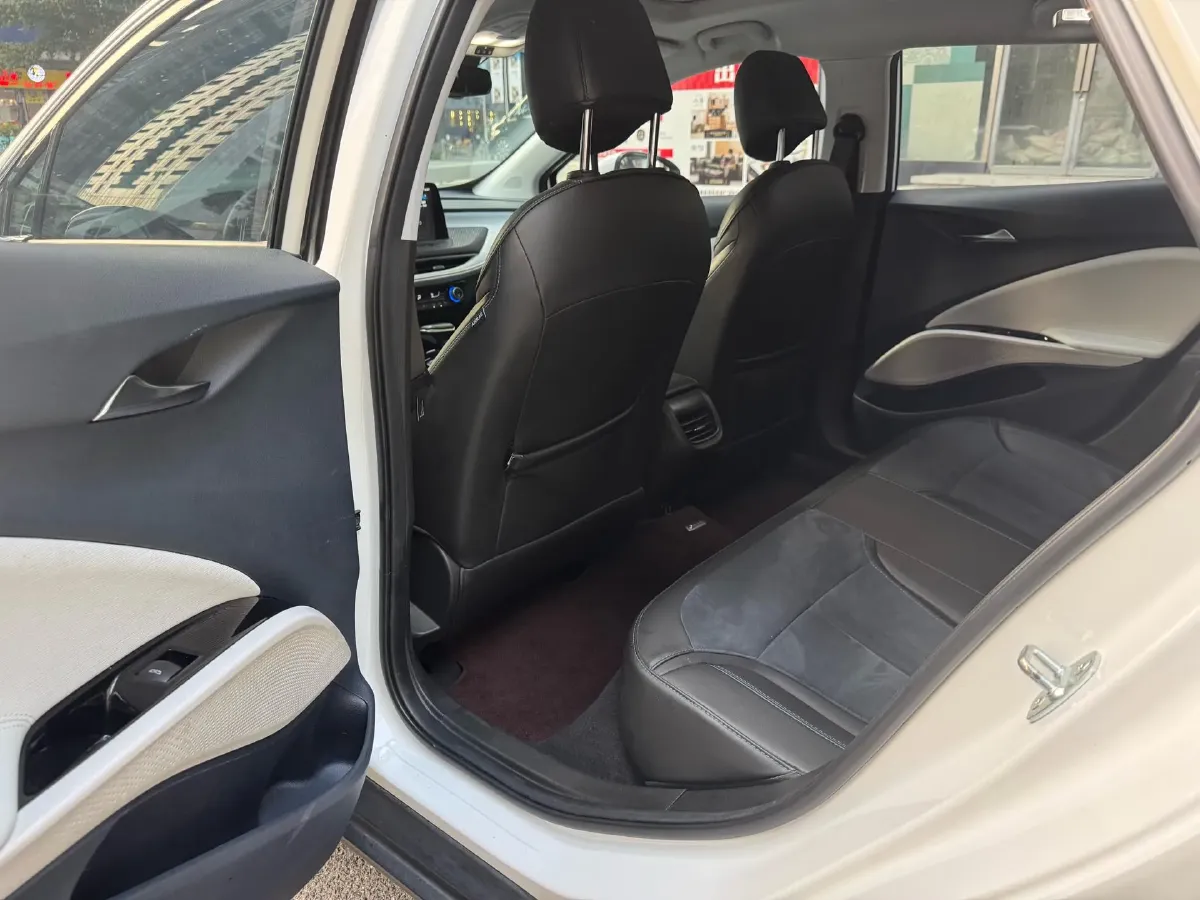 2022 Buick Velite 6 1.5L 102HP L4 E-CVT PHEV 9.5KWH,autocango,china used car exporter,china ev exporter,chinese used car exporter,chinese used ev exporter