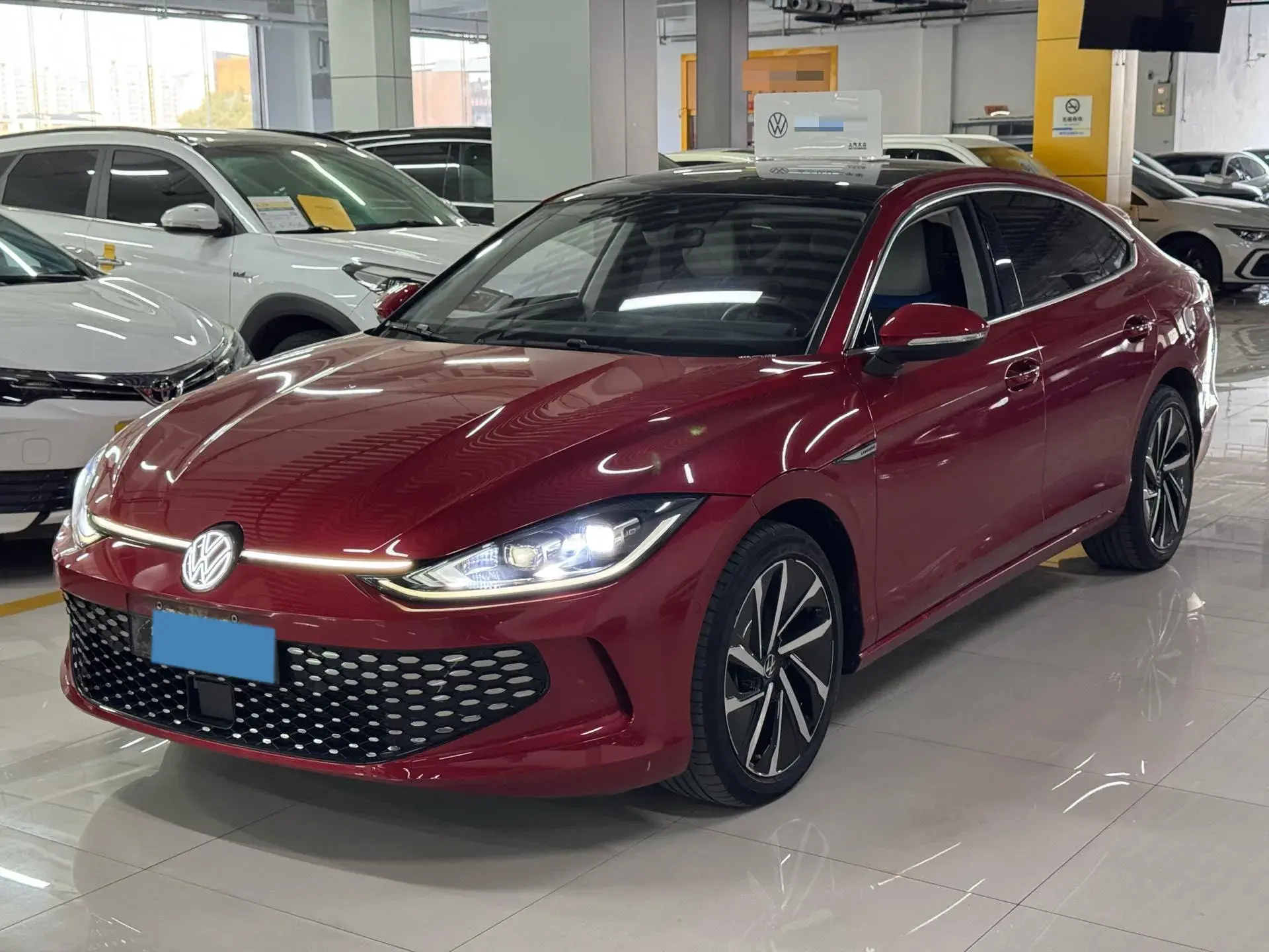 2022 SKODA SUPERB view 1