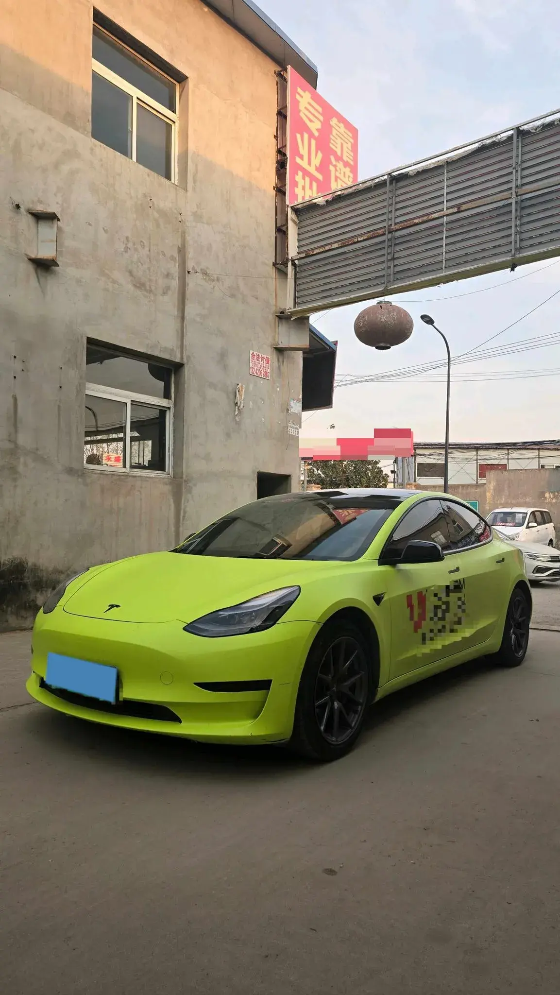 2021 TESLA MODEL view 1