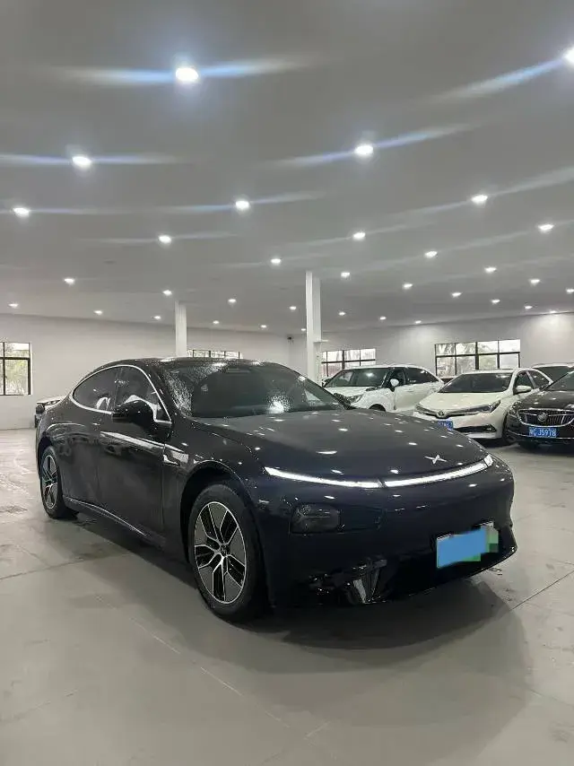 2024 XPENG P7 thumbnail 2