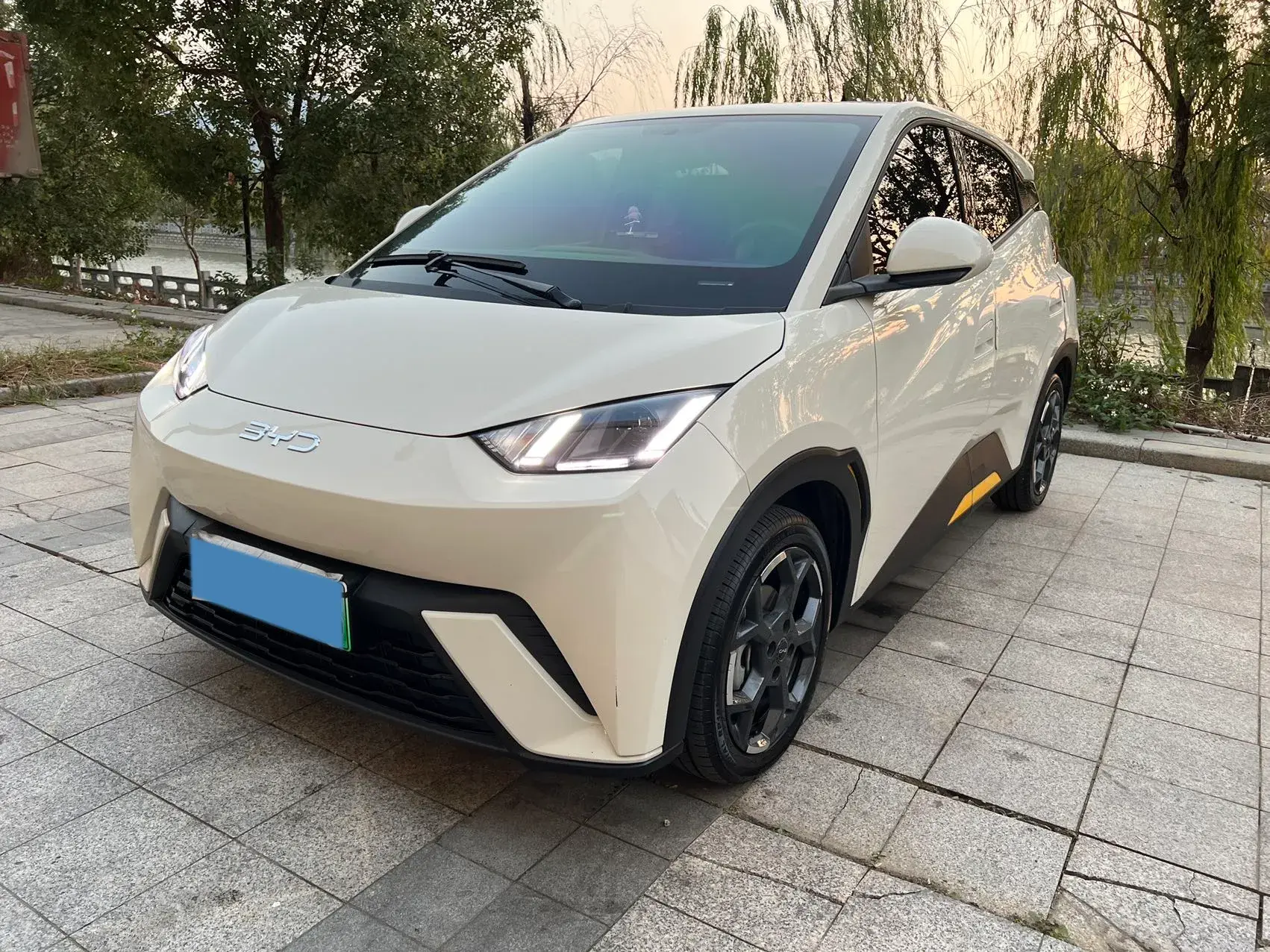 2024 BYD SEAGULL view 1