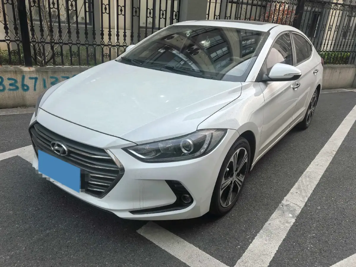 2018 Hyundai Elantra 1.4T 130HP L4 7DCT
