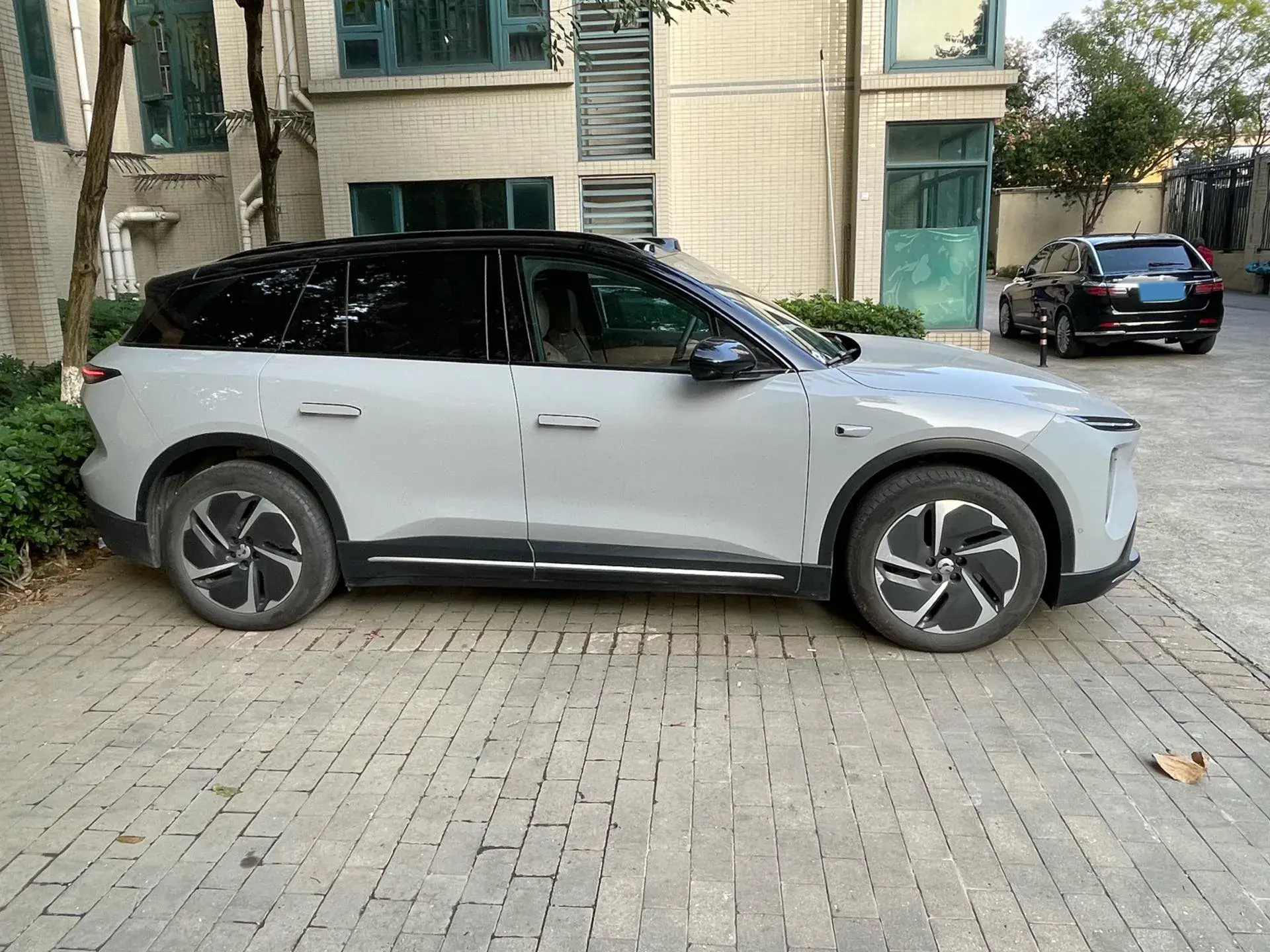 2023 NIO ES6 thumbnail 2