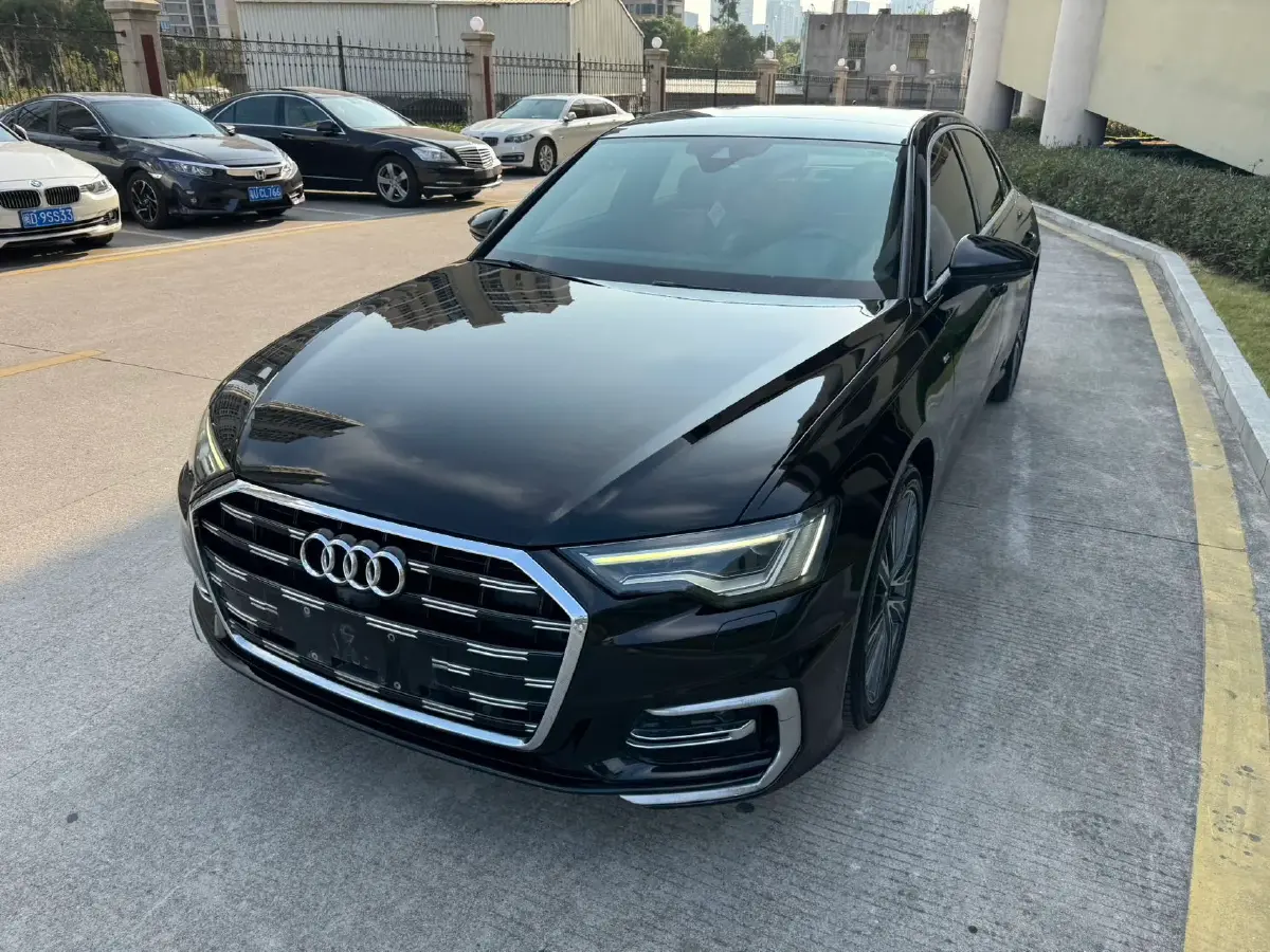 2021 Audi A6L 2.0T 224HP L4 7DCT