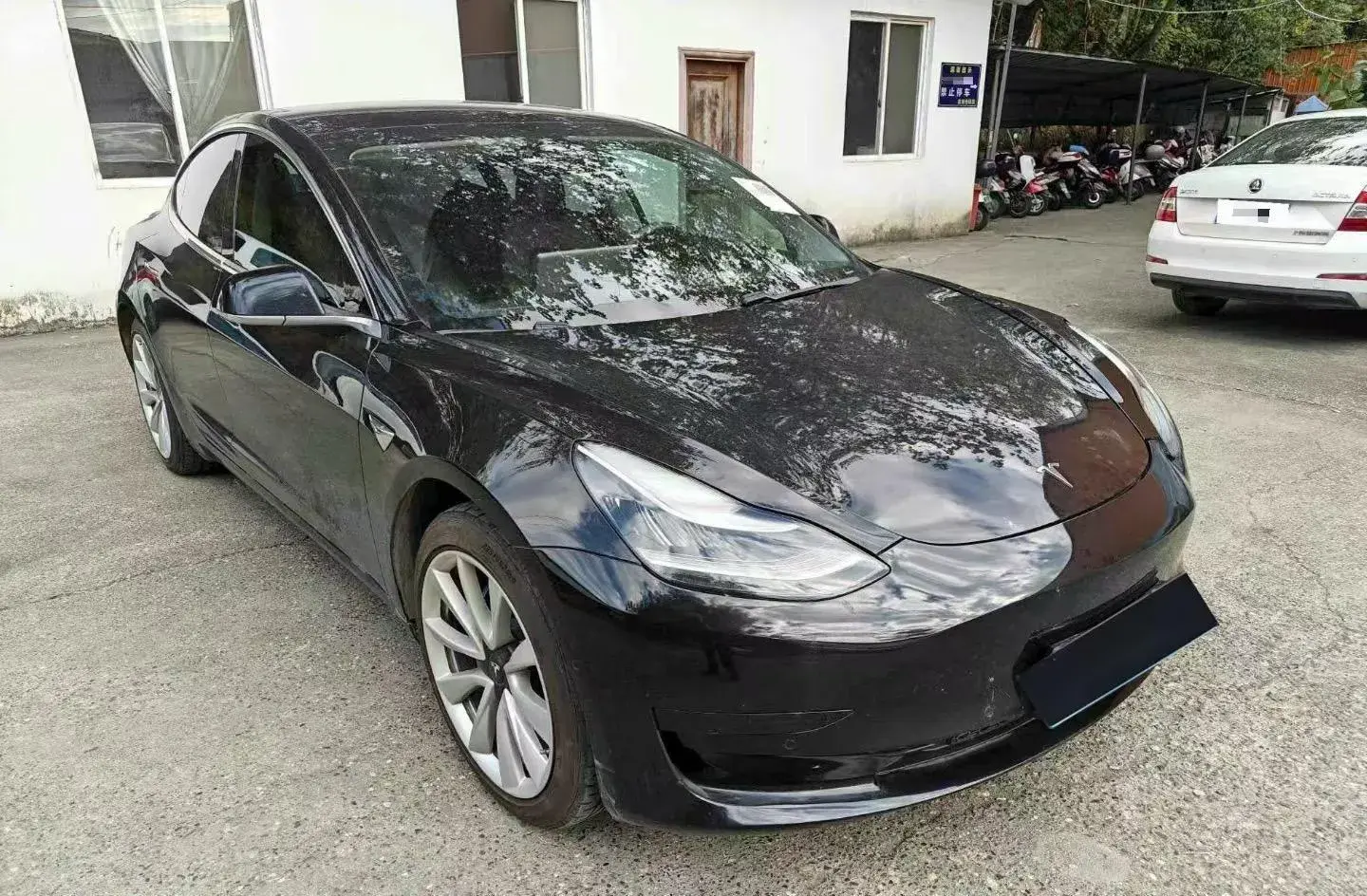2020 TESLA MODEL thumbnail 2