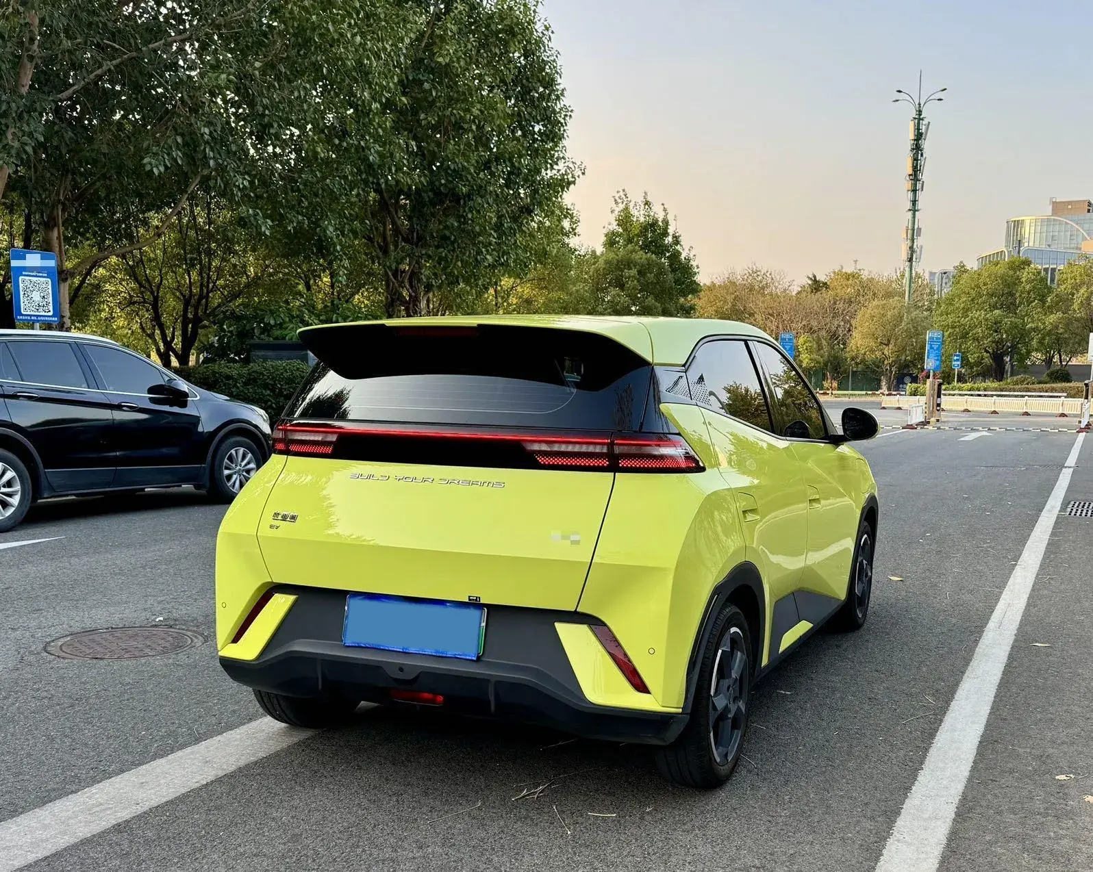 2023 BYD YUAN thumbnail 4