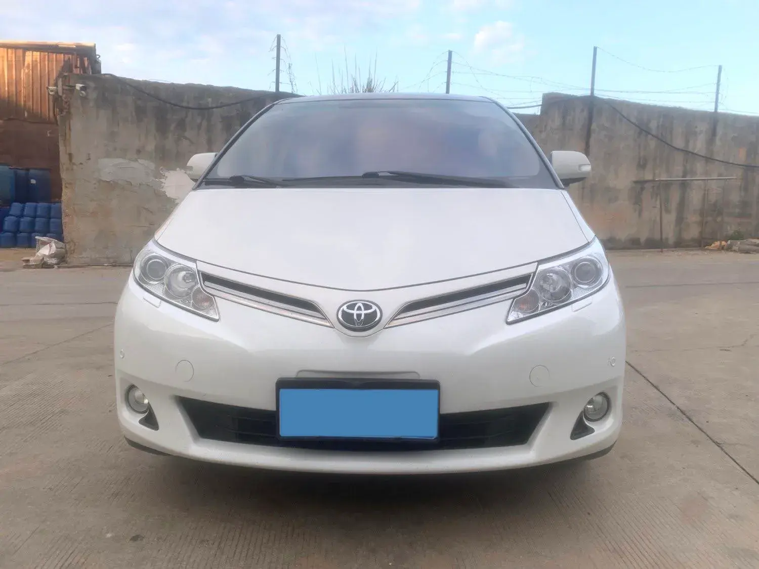 2016 TOYOTA LAND thumbnail 2