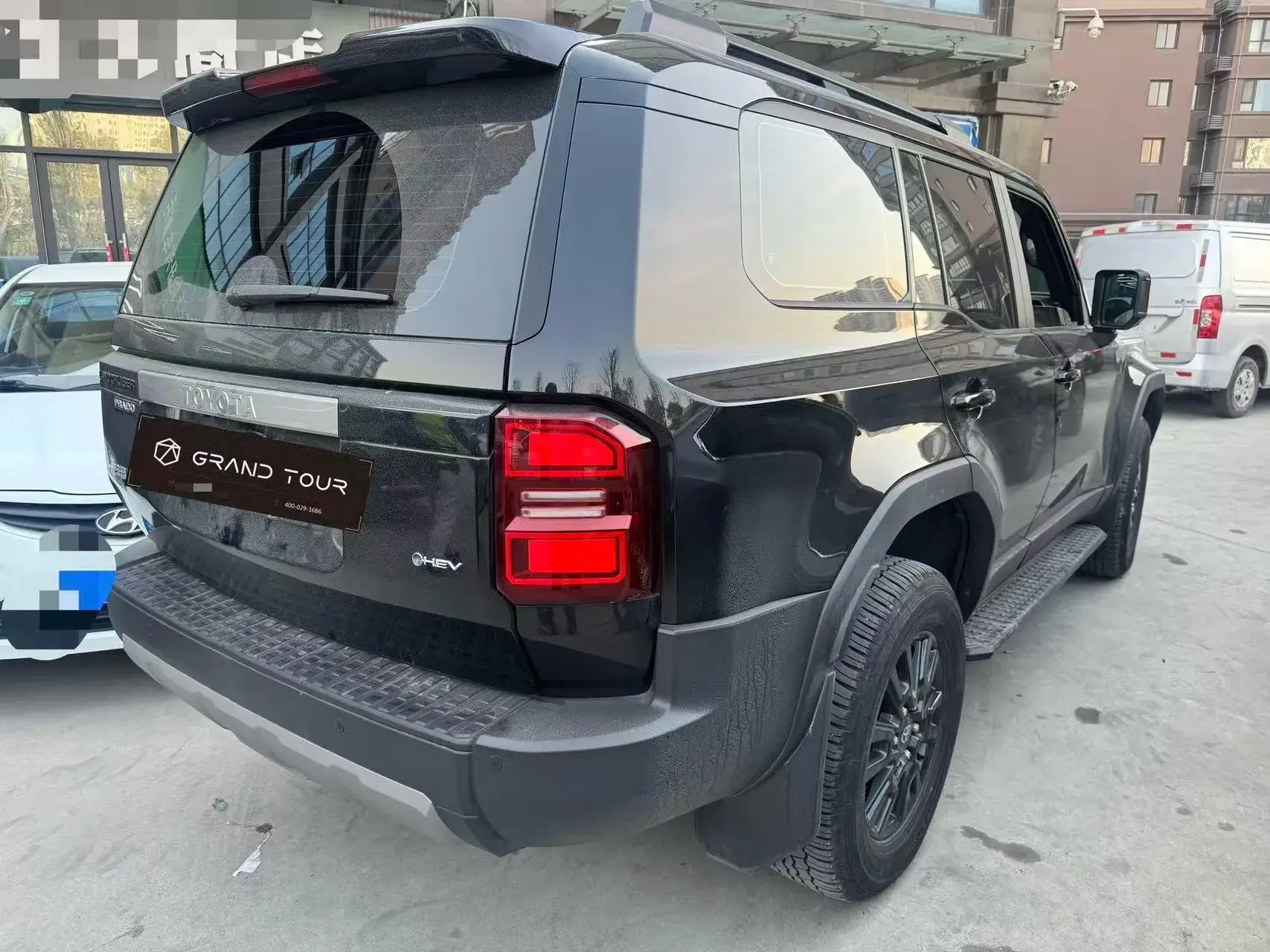 2024 TOYOTA LAND thumbnail 4