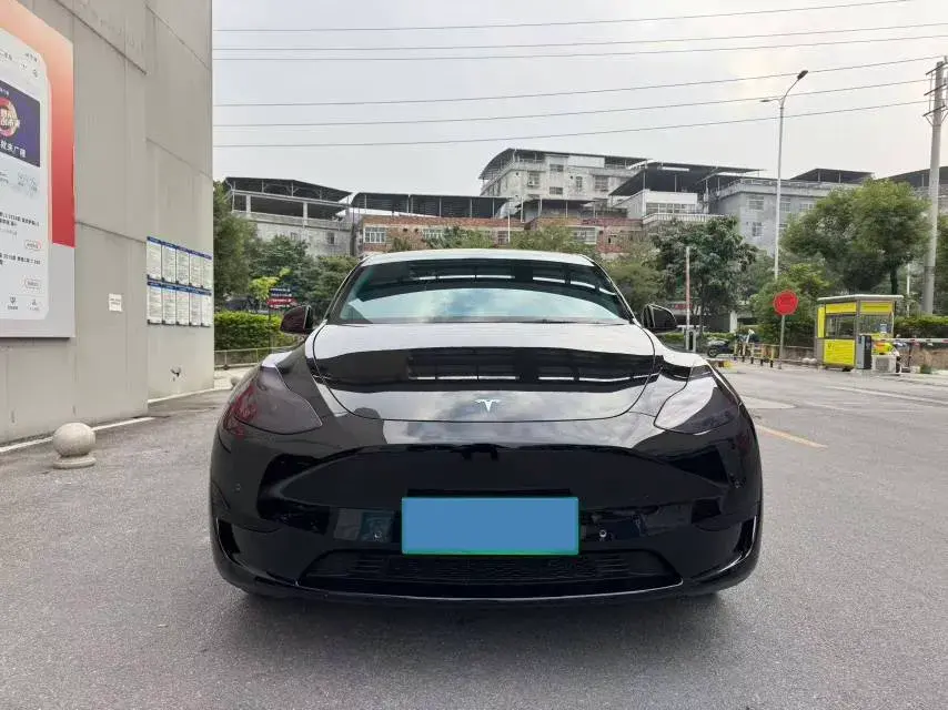 2022 TESLA MODEL thumbnail 2