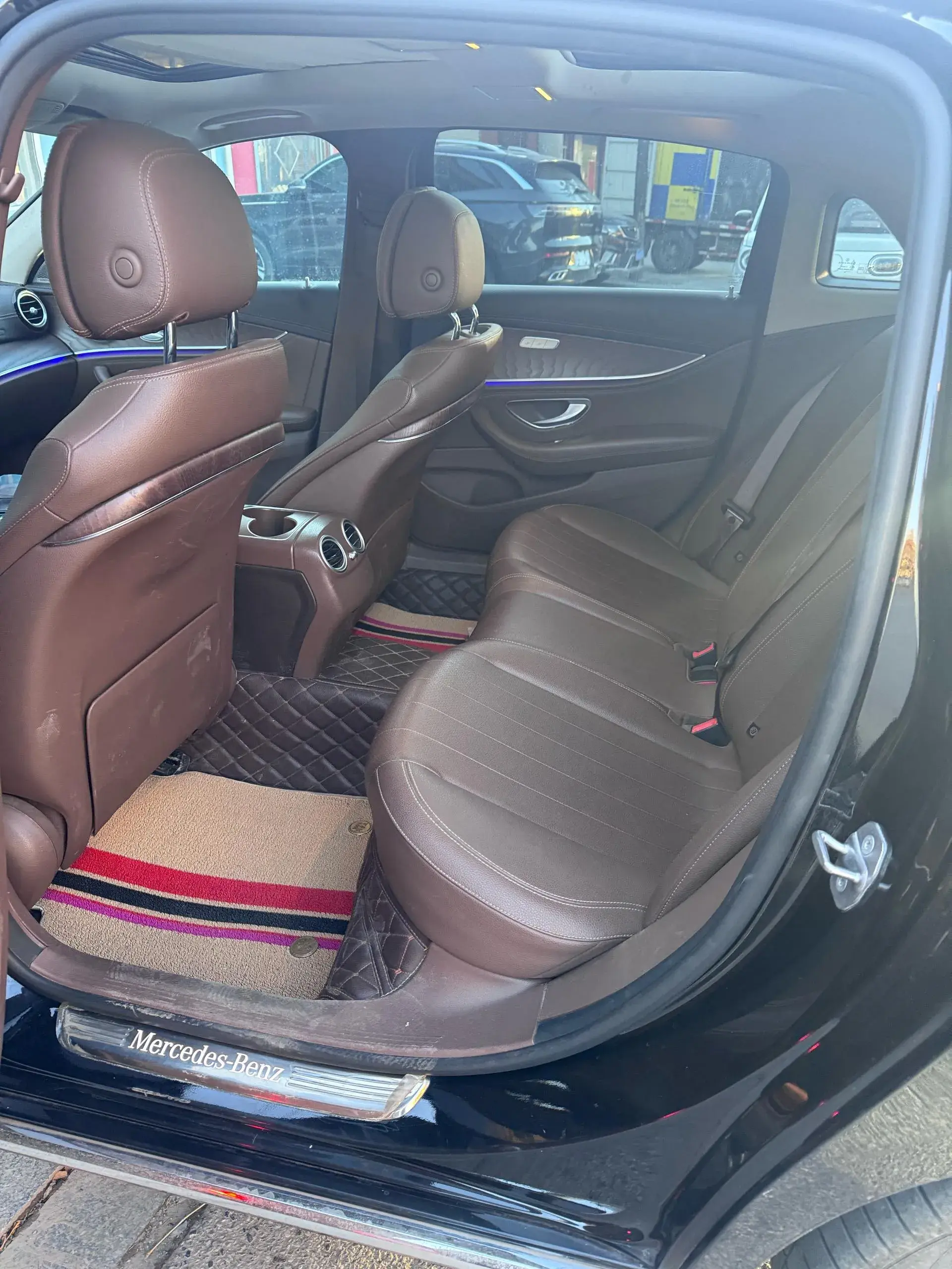 2020 MERCEDES-BENZ E thumbnail 3