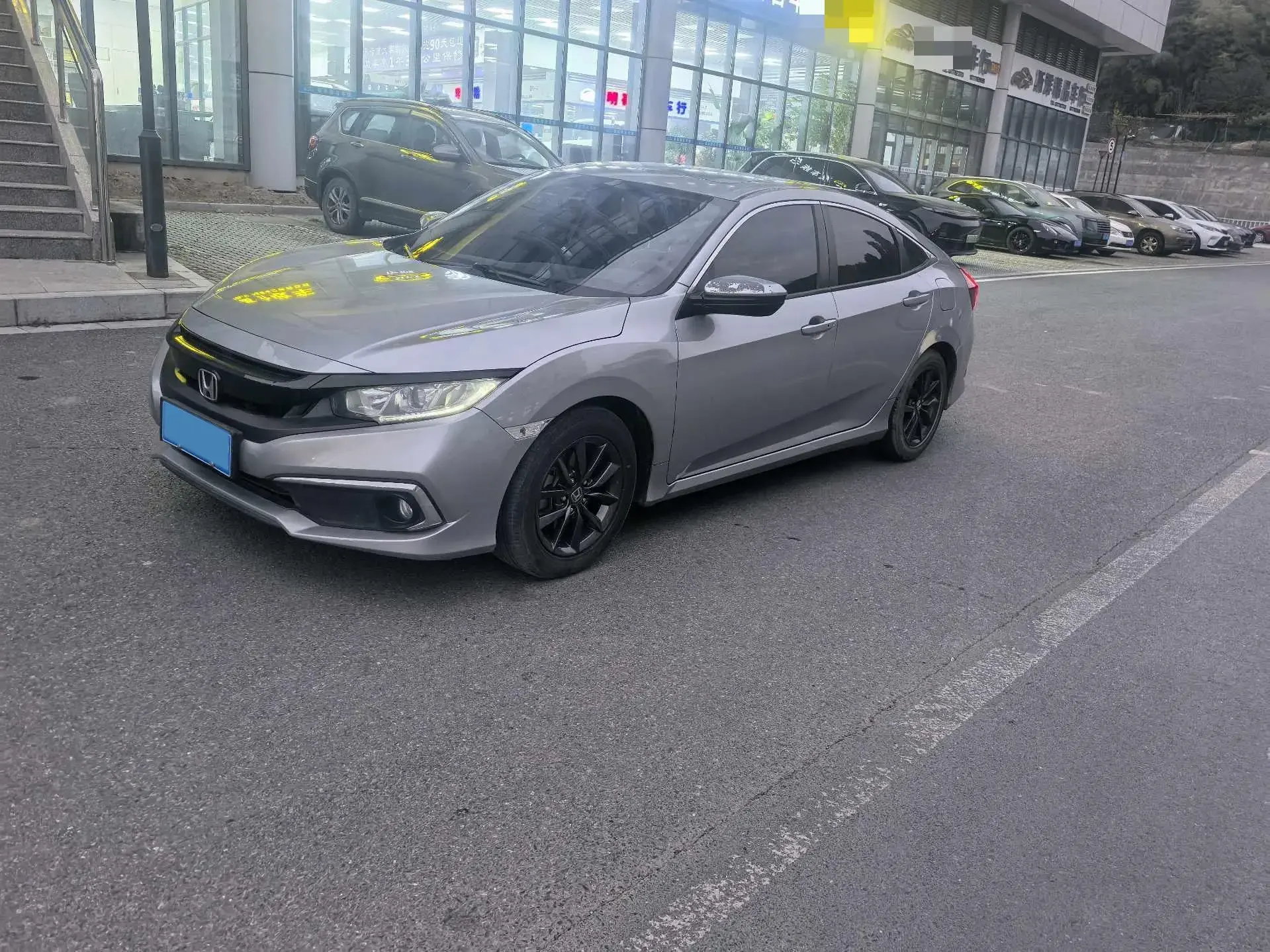 2019 HONDA CIVIC thumbnail 4