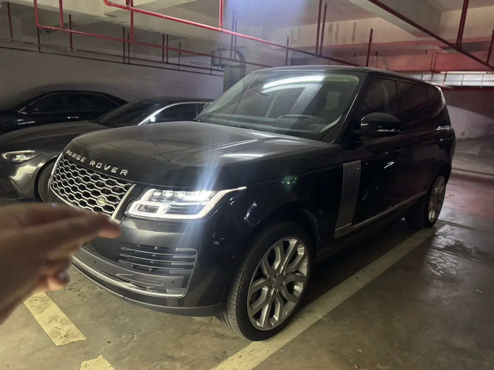 2022 LAND ROVER view 1