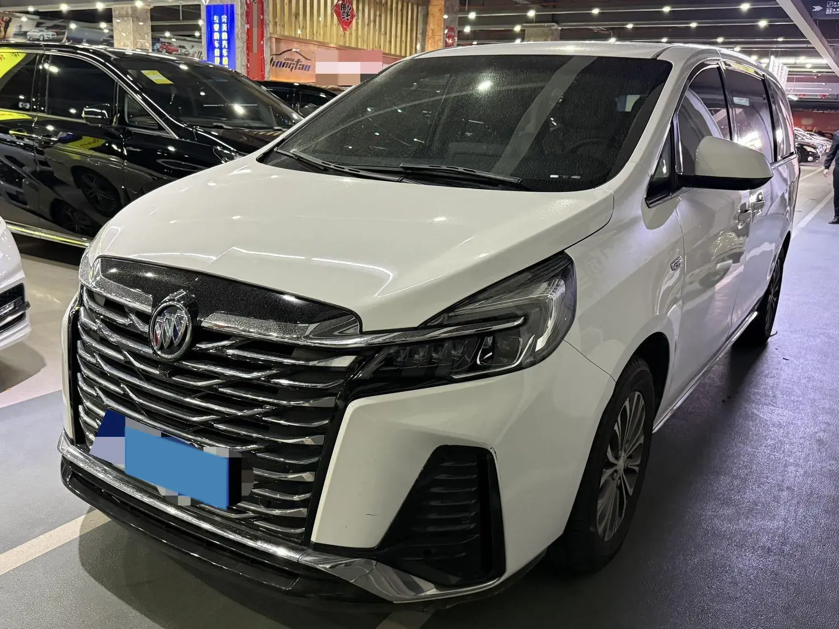 2023 BUICK GL8 view 1