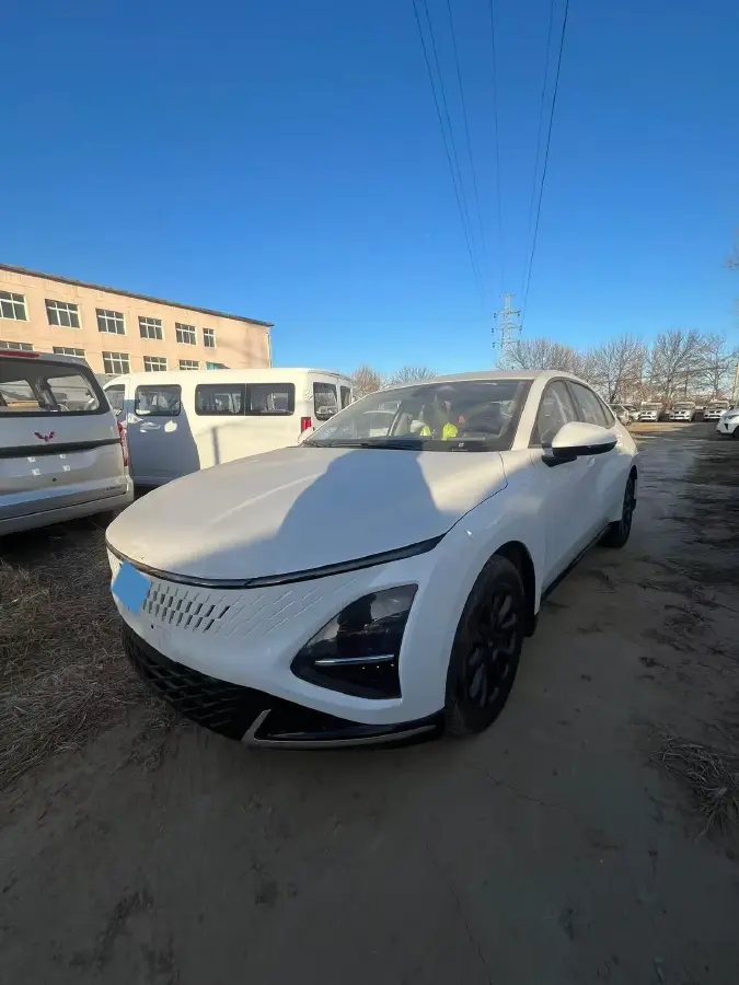 2025 BaoJun XiangJing 1.5T 143HP L4 1DHT PHEV