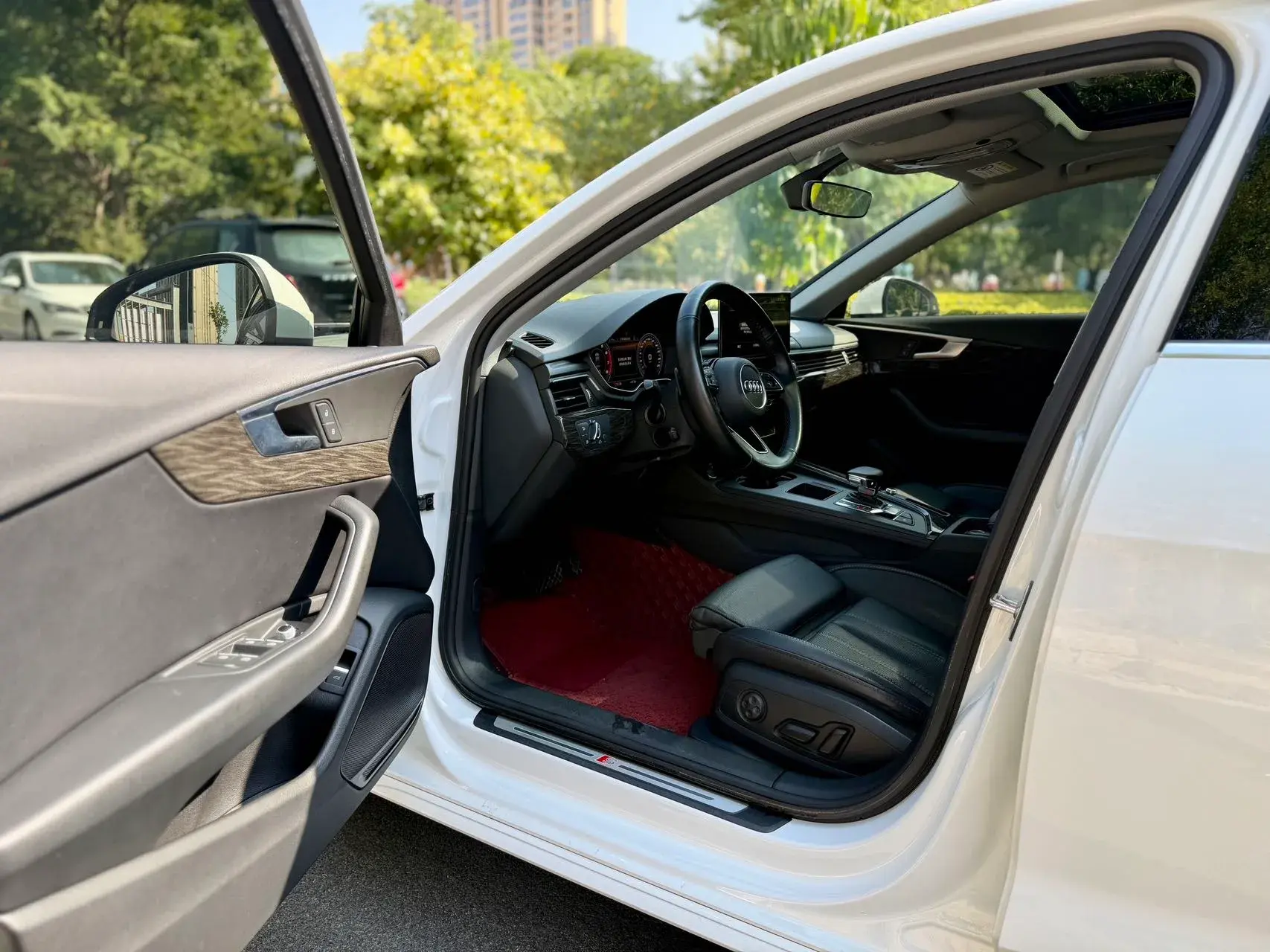 2020 AUDI A4L thumbnail 4