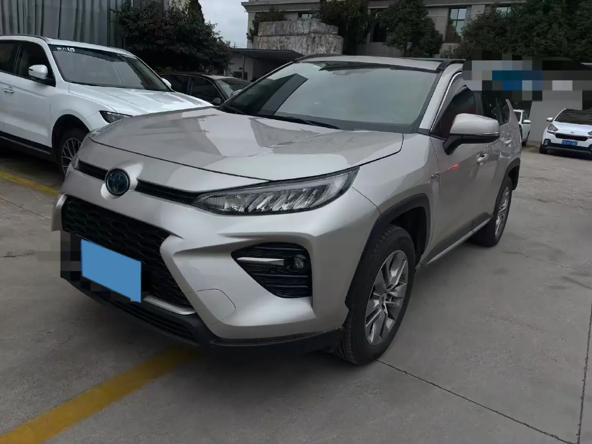 2020 Toyota Wildlander 2.5L 178HP L4 E-CVT Hybrid