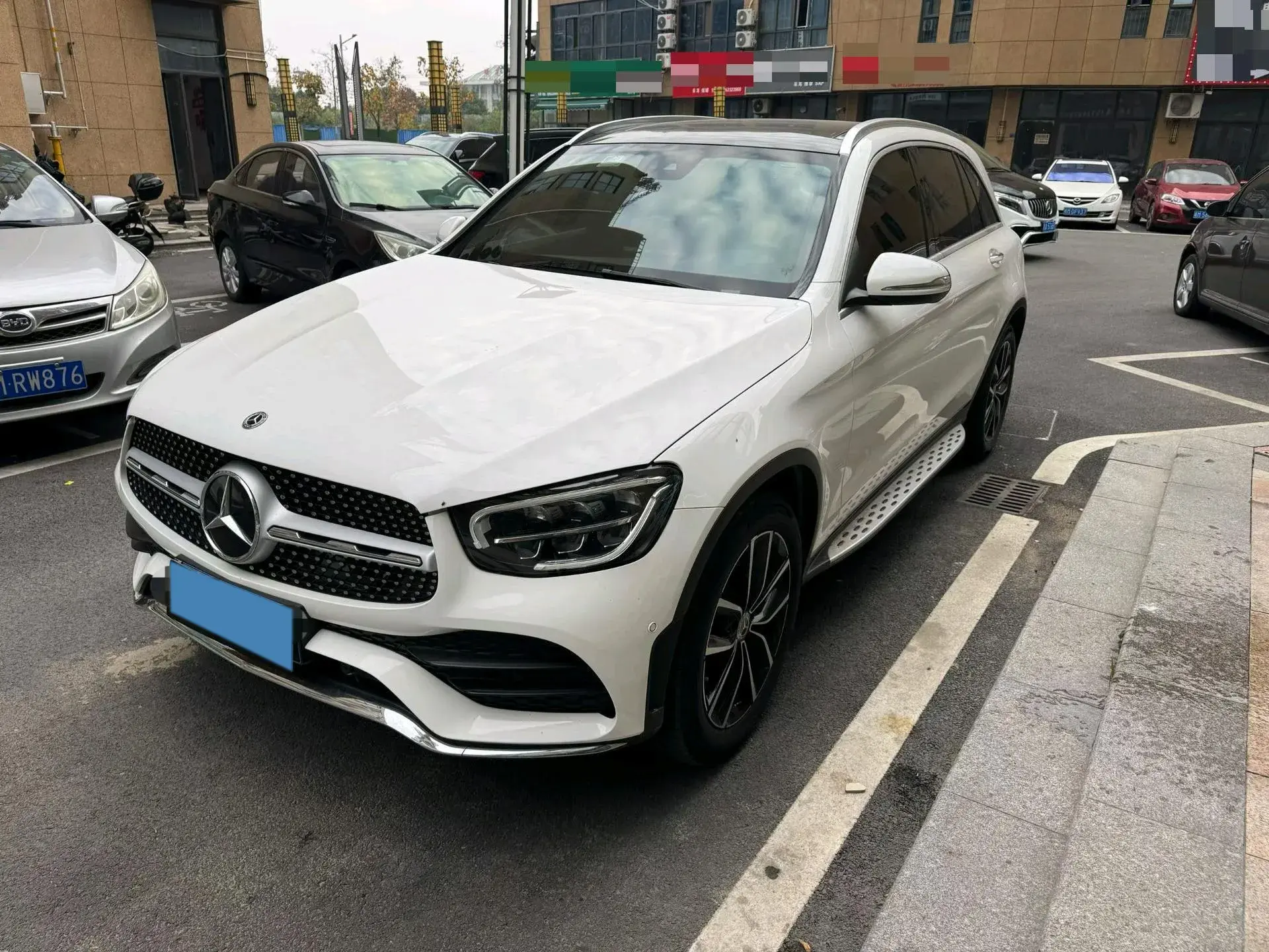 2020 MERCEDES-BENZ GLC view 1