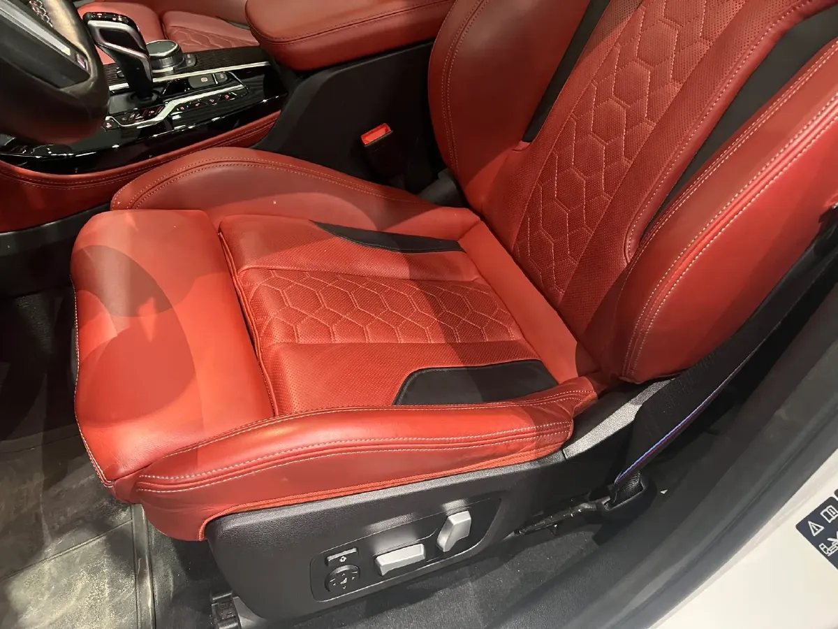 2021 BMW X4 M 3.0T 510HP L6 8AT,autocango,china used car exporter,china ev exporter,chinese used car exporter,chinese used ev exporter