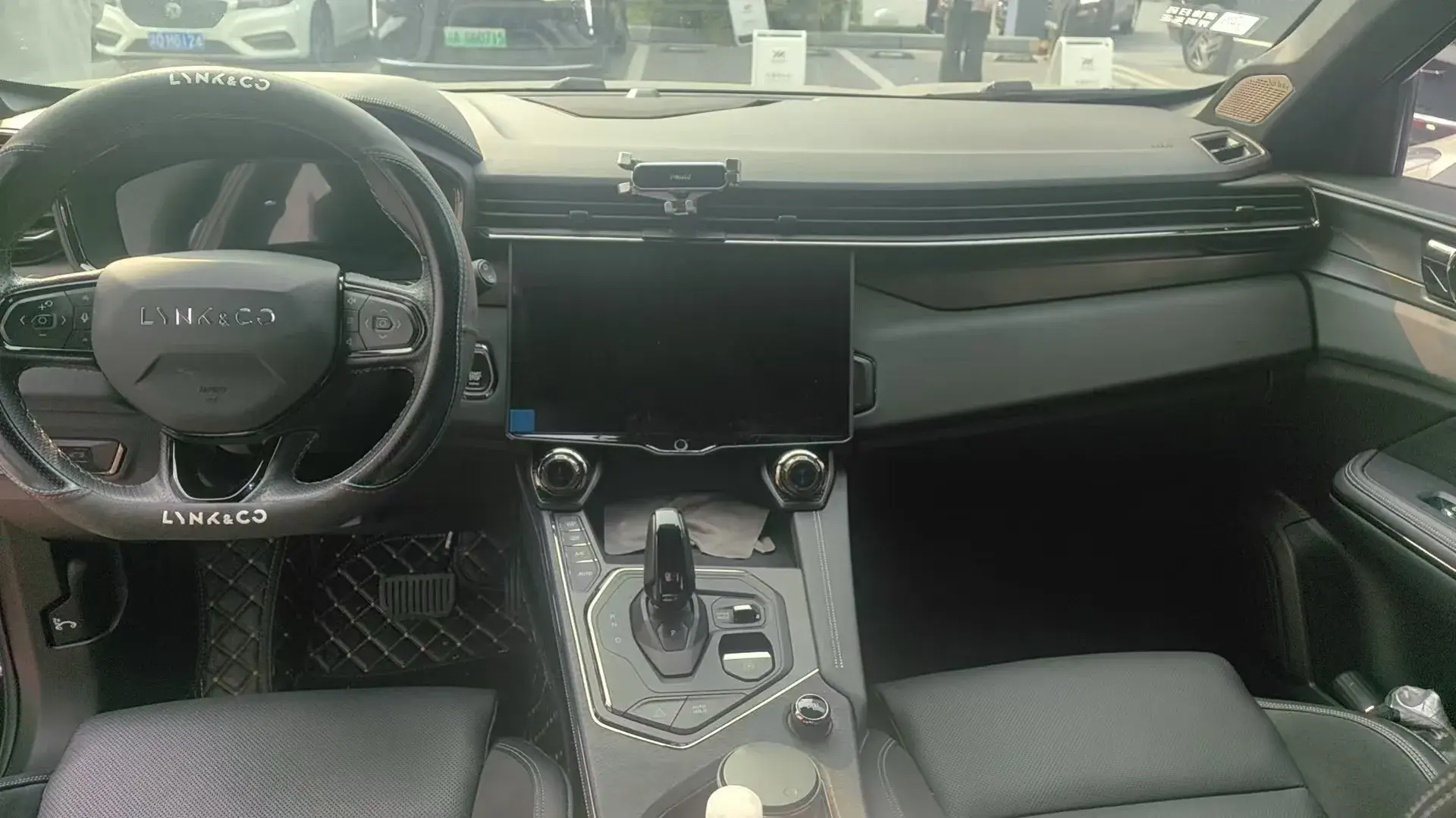 2021 LYNK&CO 01 thumbnail 4