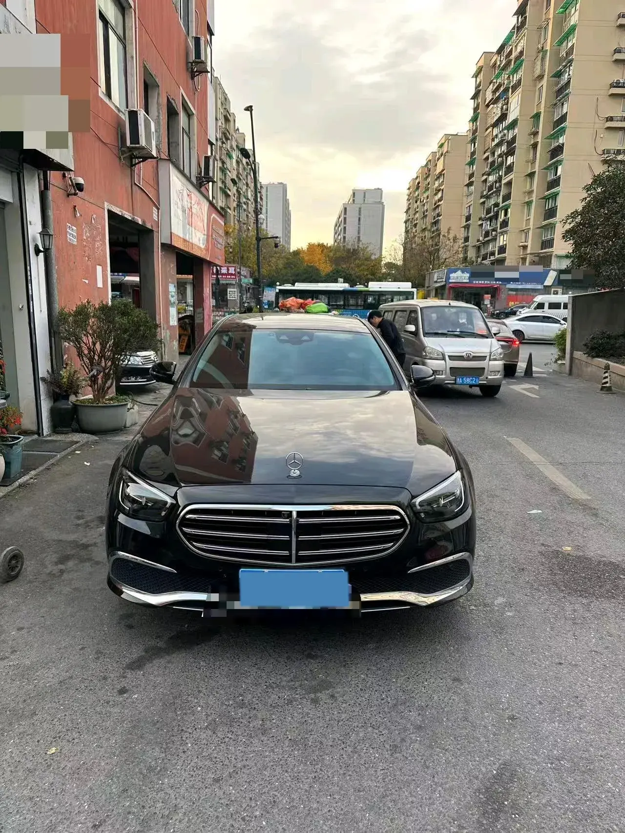 2023 MERCEDES-BENZ E thumbnail 2