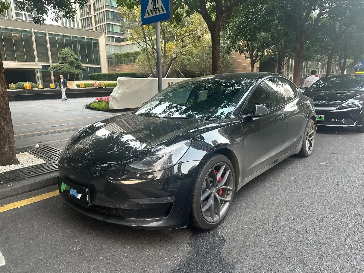 2021 Tesla Model 3 BEV 76.8KWH
