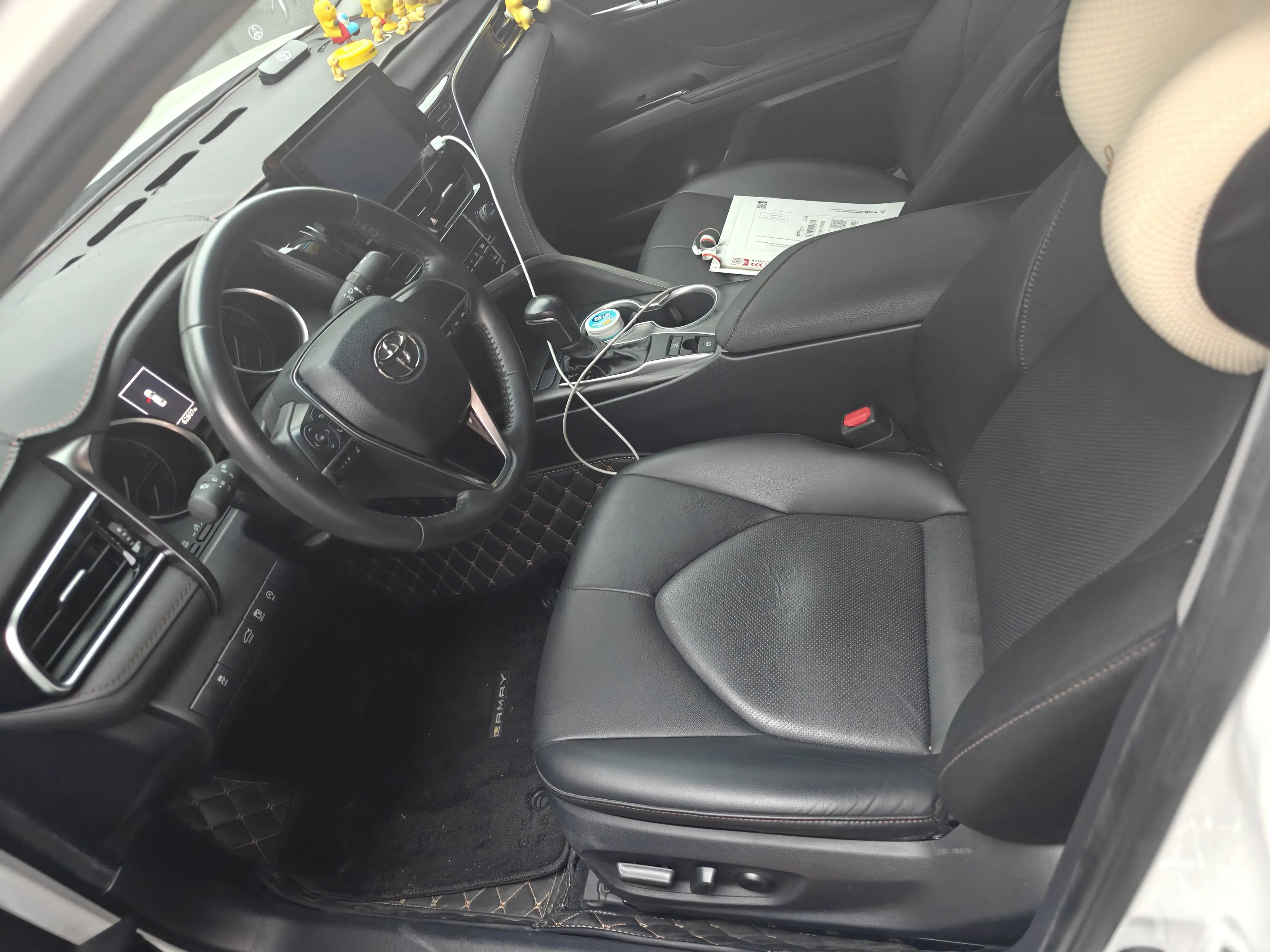 2023 TOYOTA CAMRY thumbnail 4