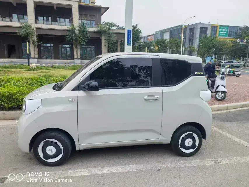 2024 WULING HONGGUANG thumbnail 3