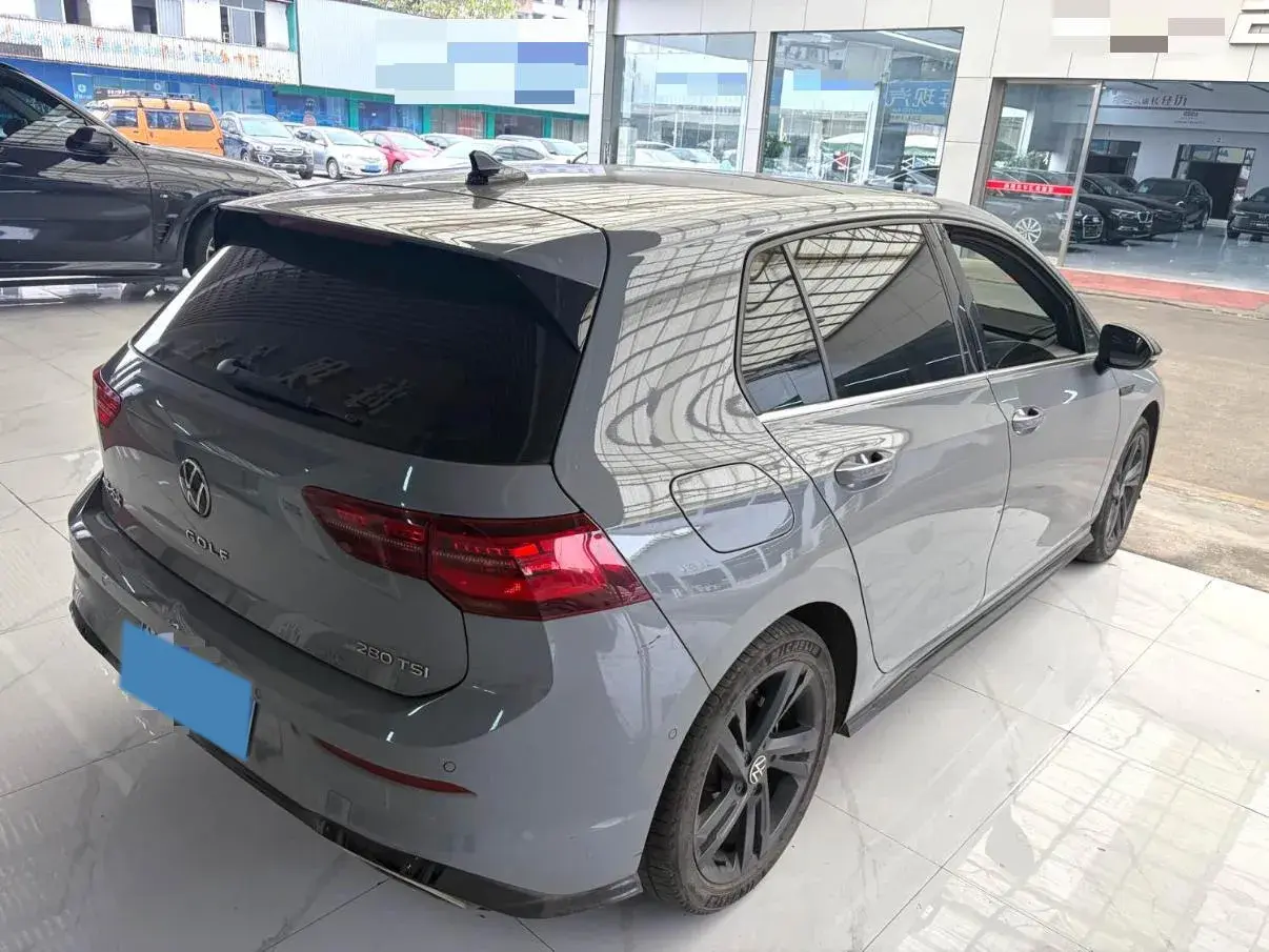 2021 VOLKSWAGEN GOLF thumbnail 4