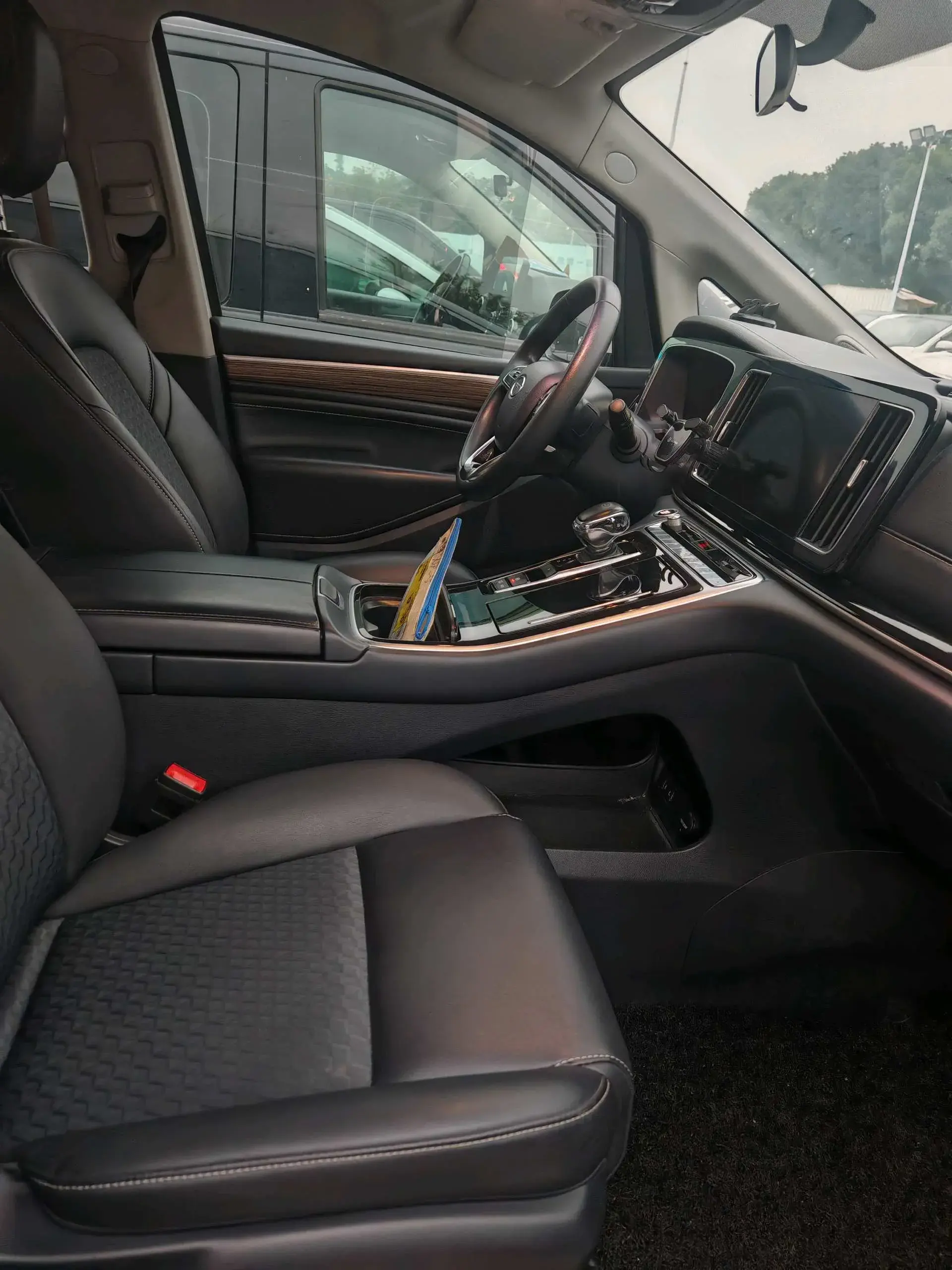 2021 GAC TRUMPCHI thumbnail 4