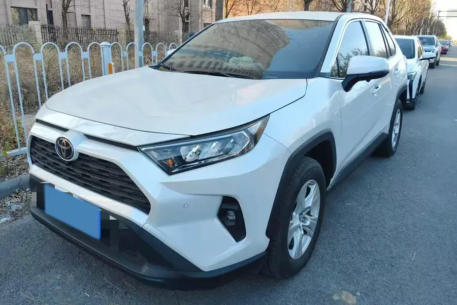 2023 Toyota RAV4 2.0L 171HP L4 CVT