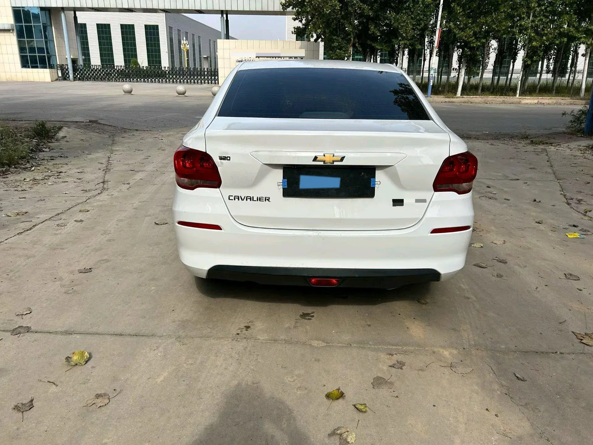 2019 CHEVROLET CAVALIER thumbnail 4