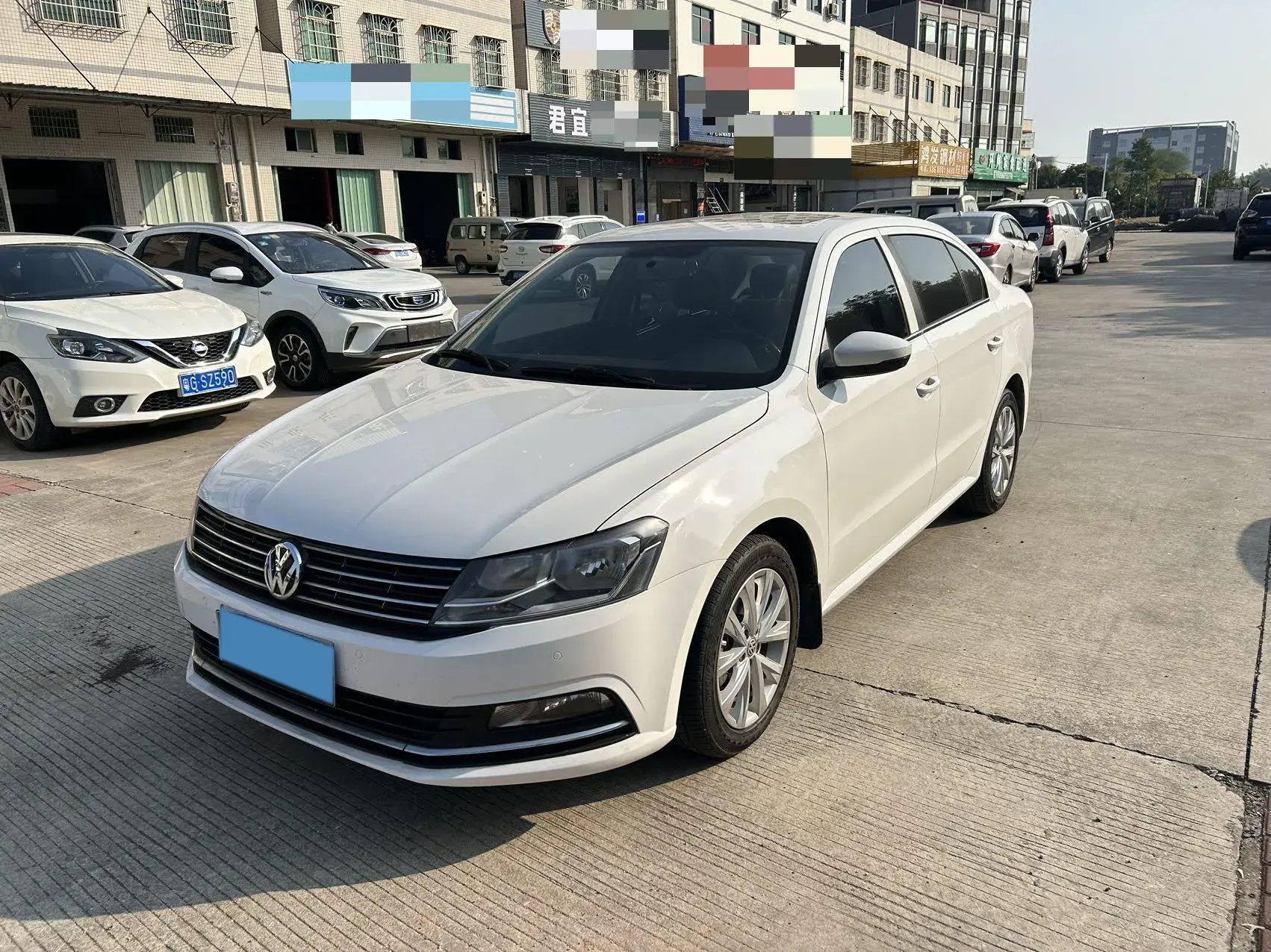 2017 VOLKSWAGEN LAVIDA view 1