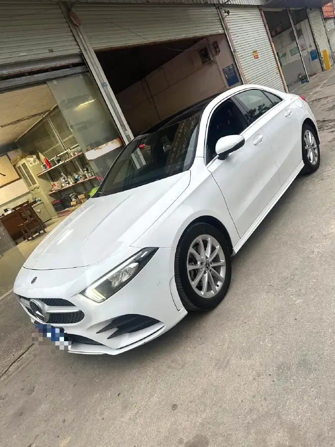 2020 Mercedes-Benz A Class 1.3T 163HP L4 7DCT
