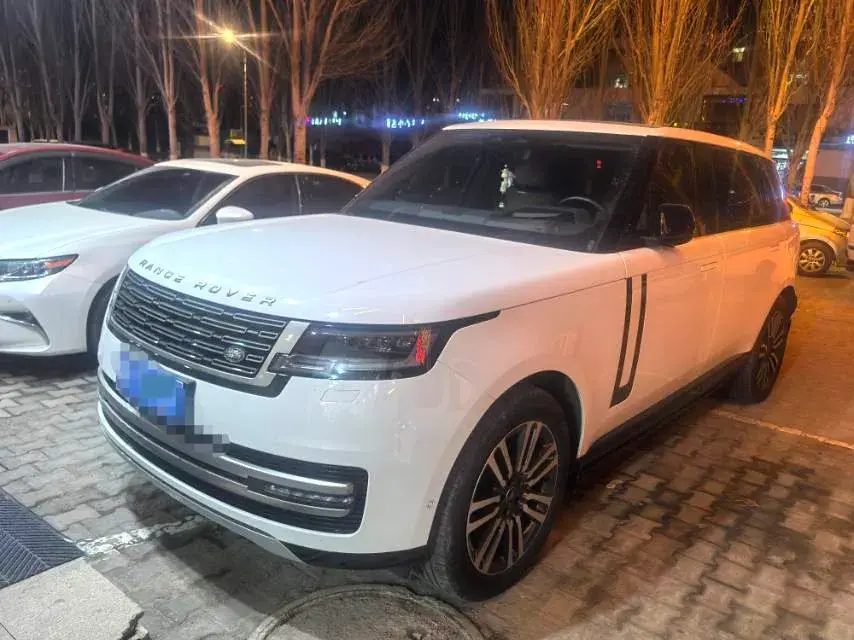 2024 Land Rover Range Rover 3.0T 400HP L6 8AT