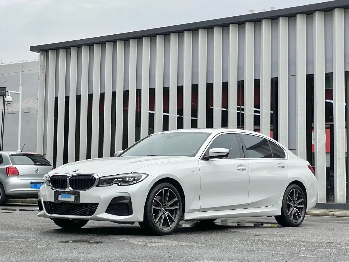 2021 BMW 3 Series 2.0T 184HP L4 8AT