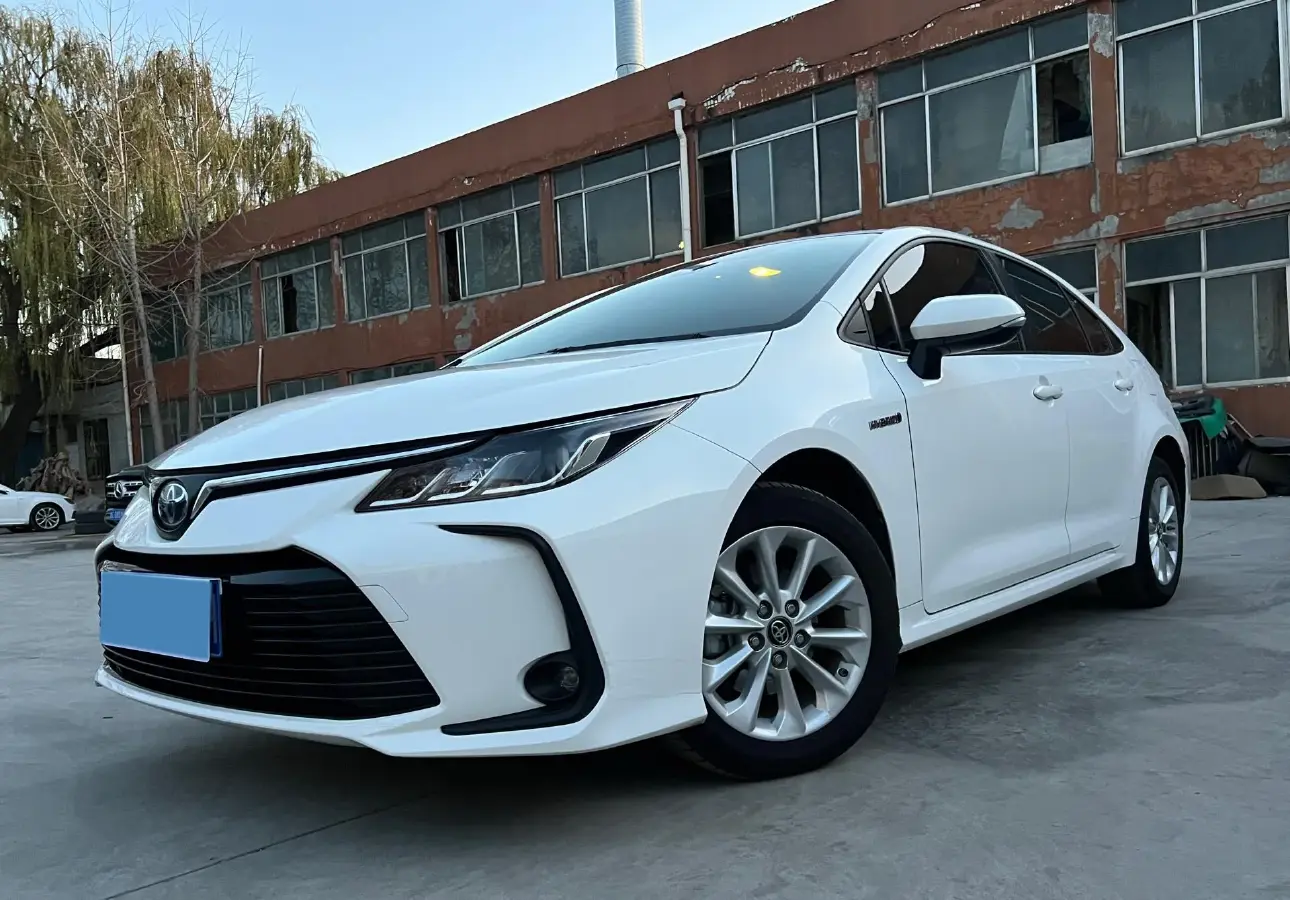 2021 Toyota Corolla 1.8L 98HP L4 E-CVT Hybrid